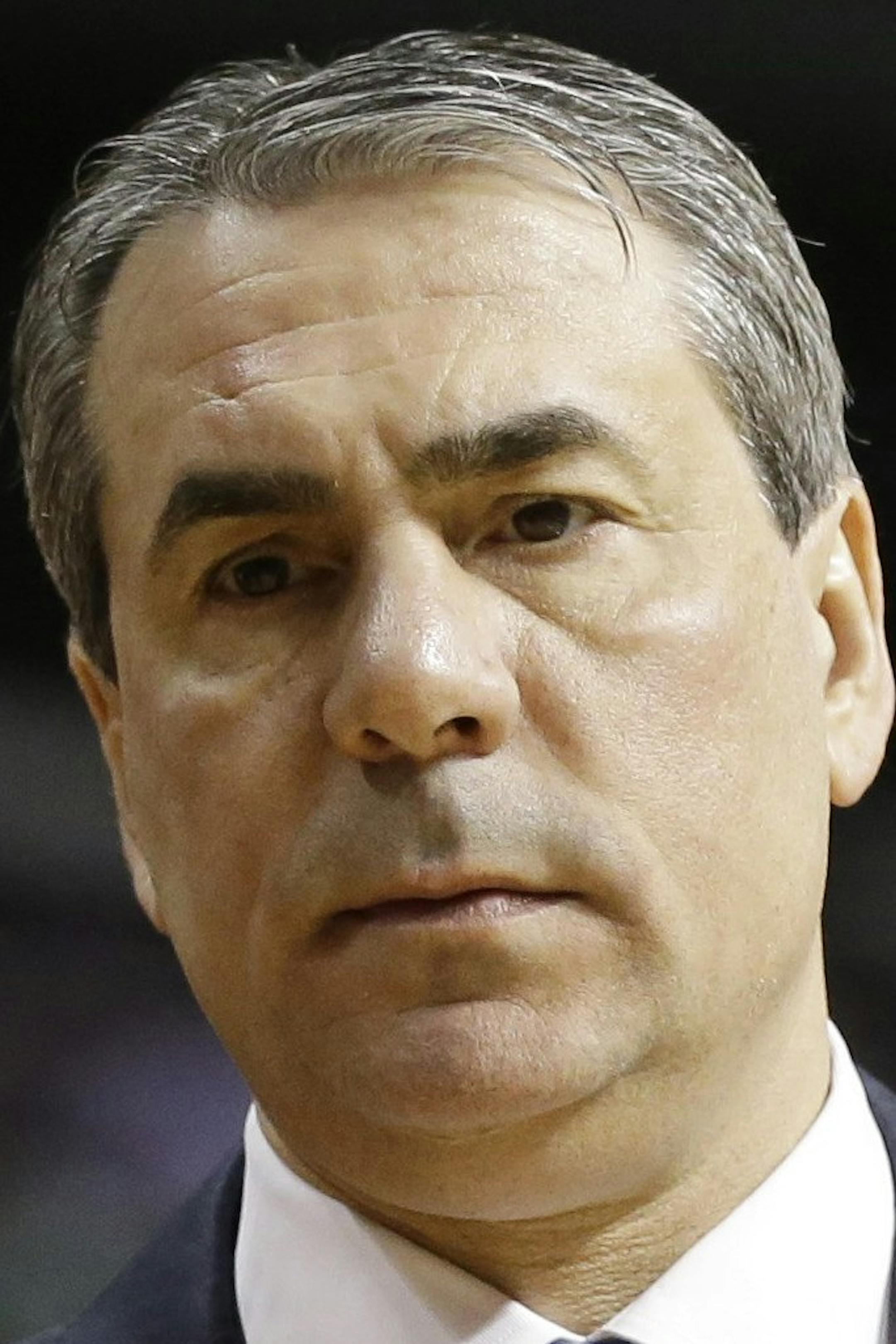 Chicago Bulls assistant coach Andy Greer is seen during the second half of an NBA basketball game against the Detroit Pistons in Auburn Hills, Mich., Wednesday, March 5, 2014. (AP Photo/Carlos Osorio) ORG XMIT: otkco125