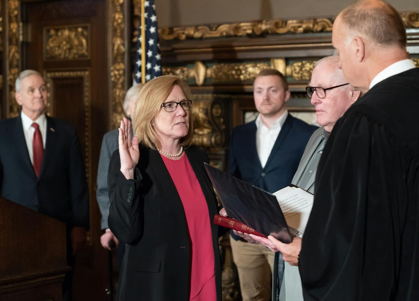 State Sen. Michelle Fischbach is sworn in as lieutenant governor. ] GLEN STUBBE &#xef; glen.stubbe@startribune.com Friday, May 25, 2018 State Sen. Michelle Fischbach to take Oath of Office as lieutenant governor, though she's functionally held the position since early January, as DFLers and two lawsuits maintained that the constitution doesn't allow her to hold both positions. This may signal Fischbach is resigning from the Senate; she's seen as a possible lieutenant governor running mate for Ti