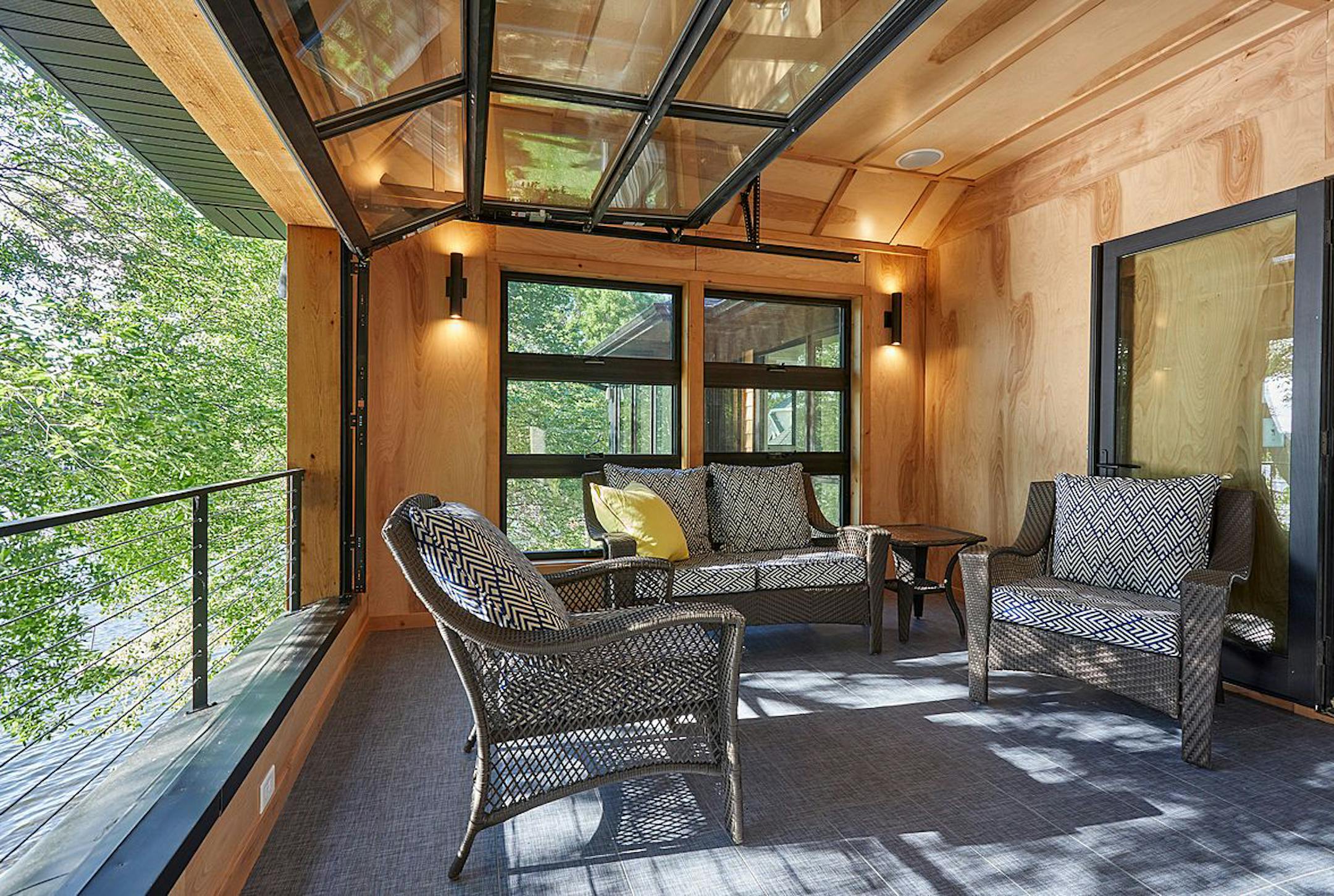 provided Sunroom in Burnsville by Awad & Koontz on Remodelers Showcase. R1