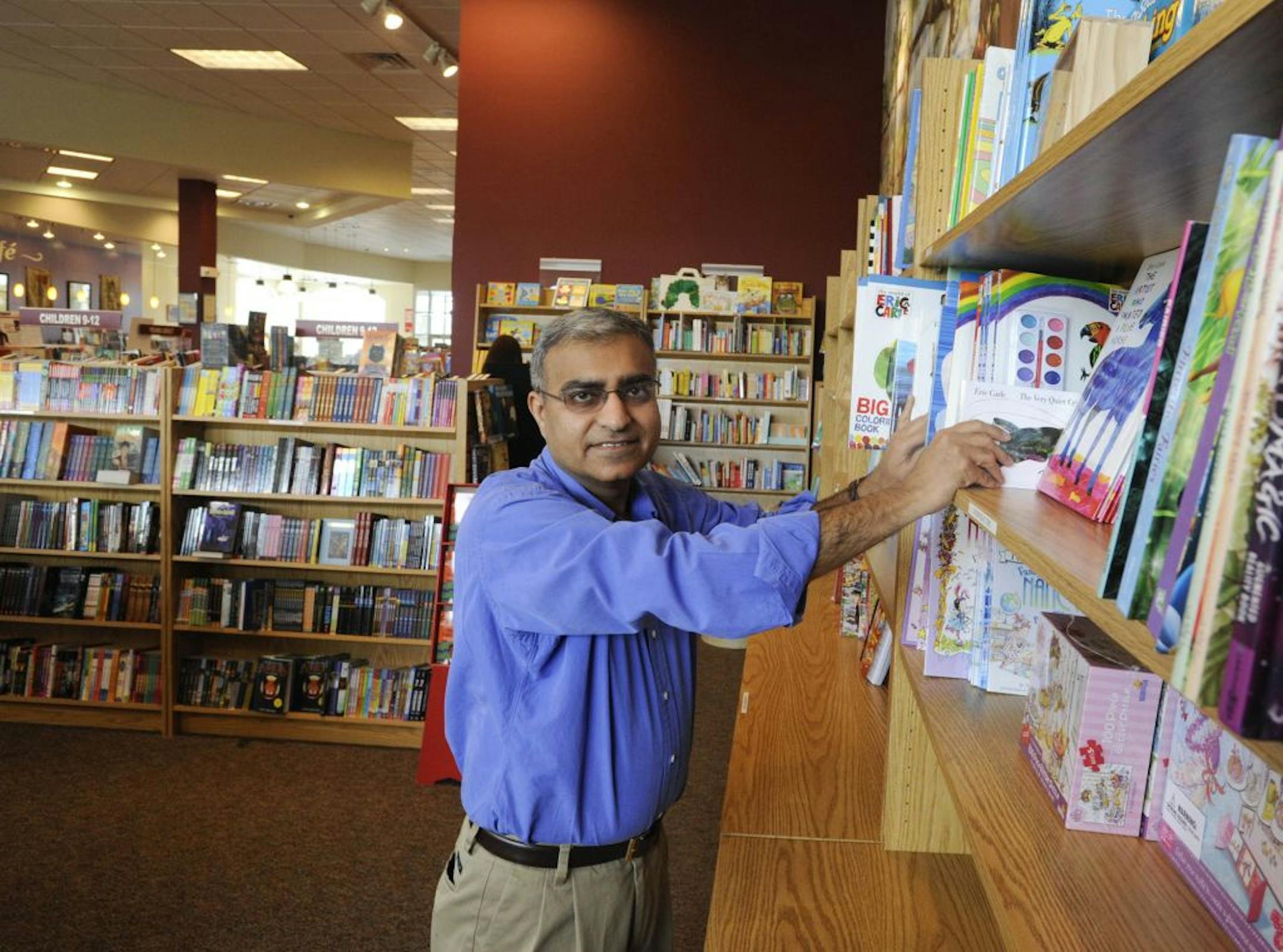 P.K. Sindwani, at his Towne Book Center &amp; Cafe at Providence Town Center in Collegeville, Pennsylvania, has reached out to child readers as well as e-book readers.