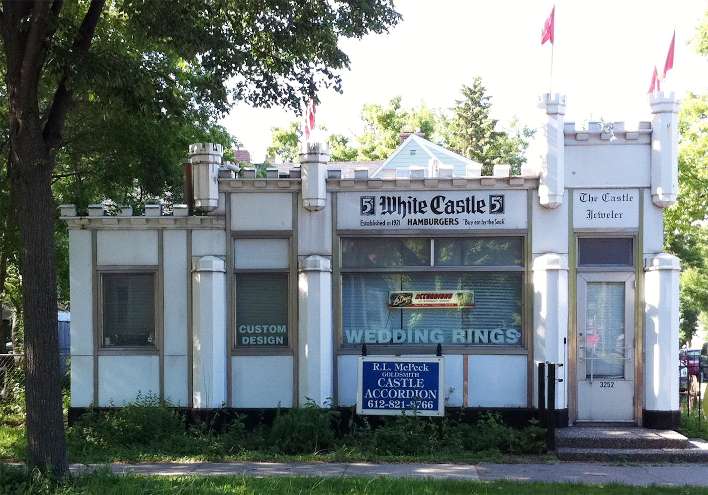 An old White Castle restaurant on Lyndale Av. S. in Minneapolis, re-used as a jeweler's shop, was on sale.