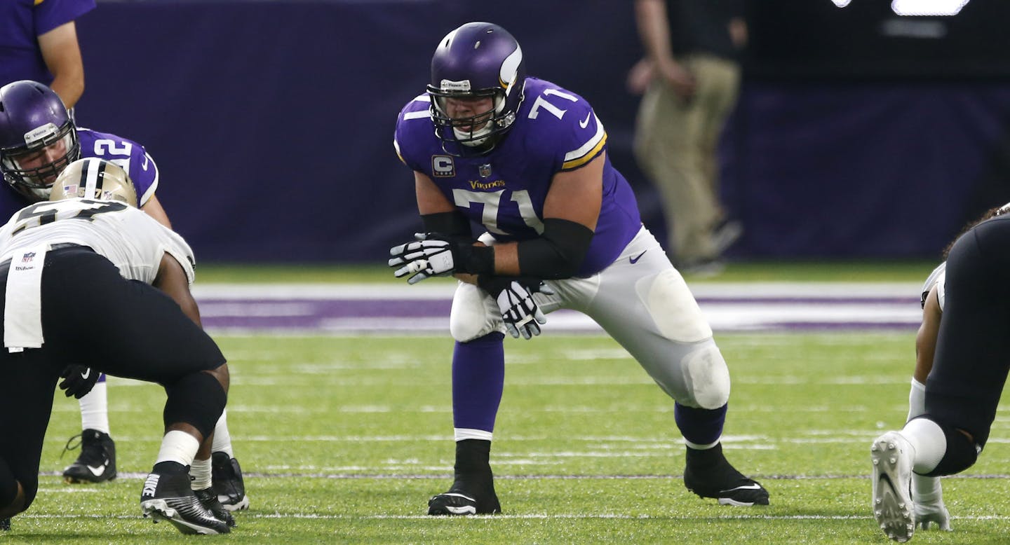 Minnesota Vikings offensive tackle Riley Reiff gets set for a play during the first half of an NFL football game against the New Orleans Saints, Monday, Sept. 11, 2017, in Minneapolis. (AP Photo/Jim Mone) ORG XMIT: MNCN1