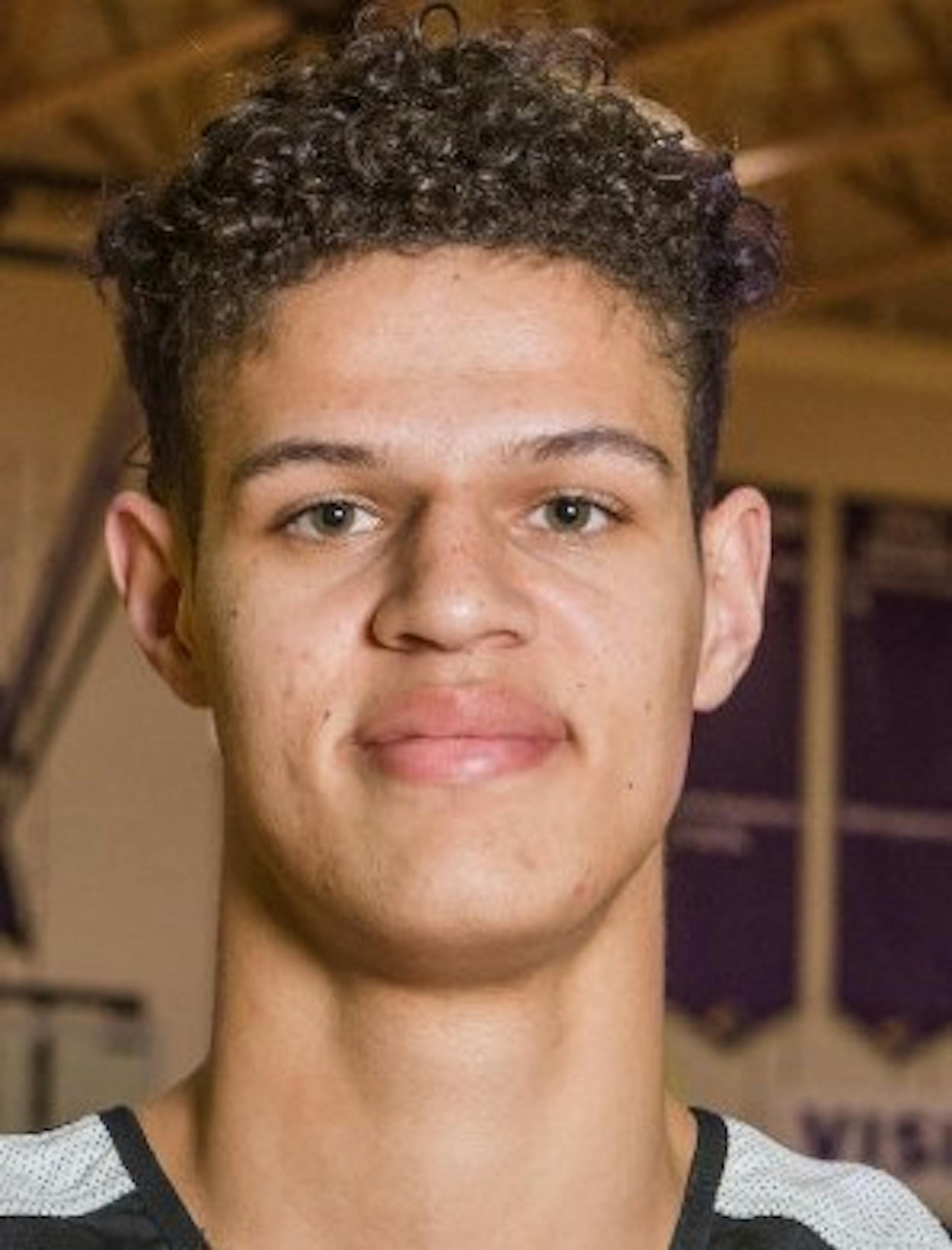 Myles Hanson, Chaska basketball, sr., 2016-17