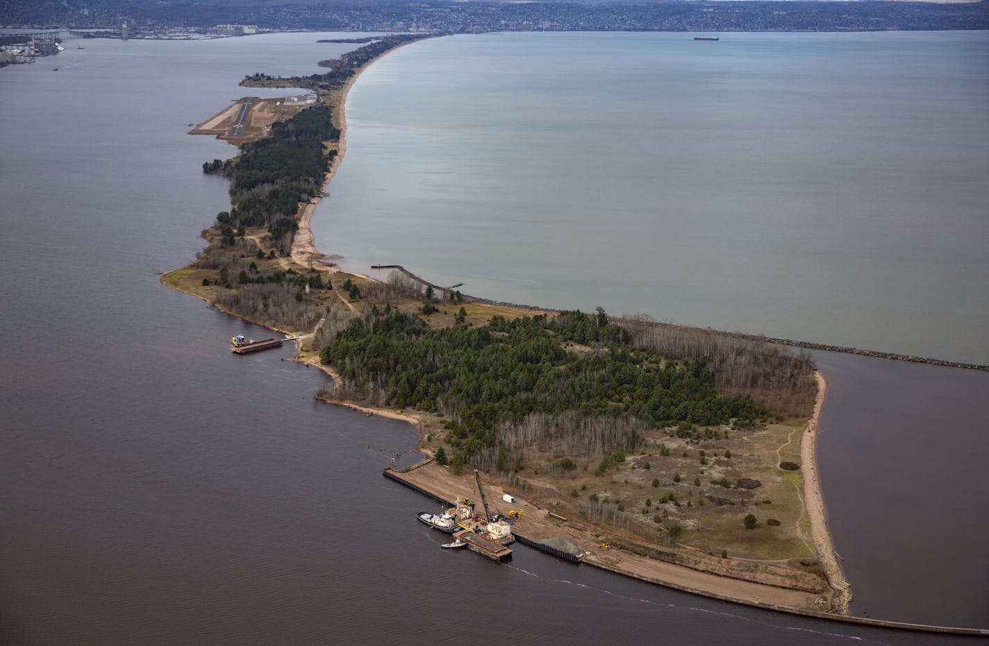 The Park Point barrier island as seen from an airplane on October 30, 2019.] ALEX KORMANN • alex.kormann@startribune.com