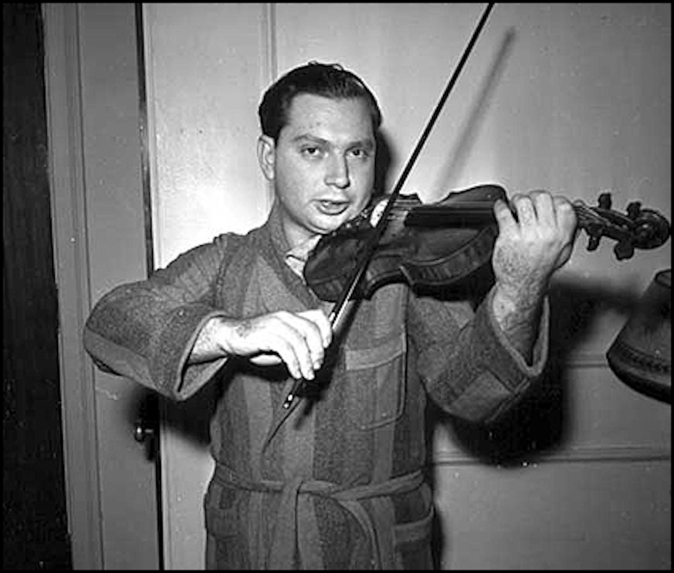 1943: Isaac Stern in Minneapolis