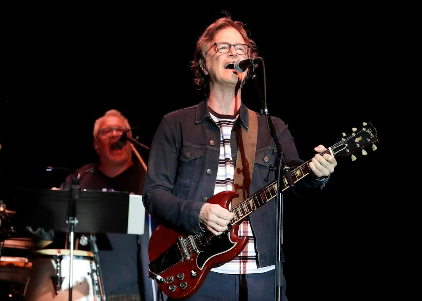 Dan Wilson and Semisonic, with auxiliary member Ken Chastain, debuted new songs at Milwaukee's Summerfest last weekend.