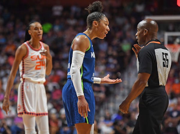 Lynx guard/forward Aerial Powers disputed a call with referee Eric Brewton on Sunday during a season-ending loss in Connecticut.