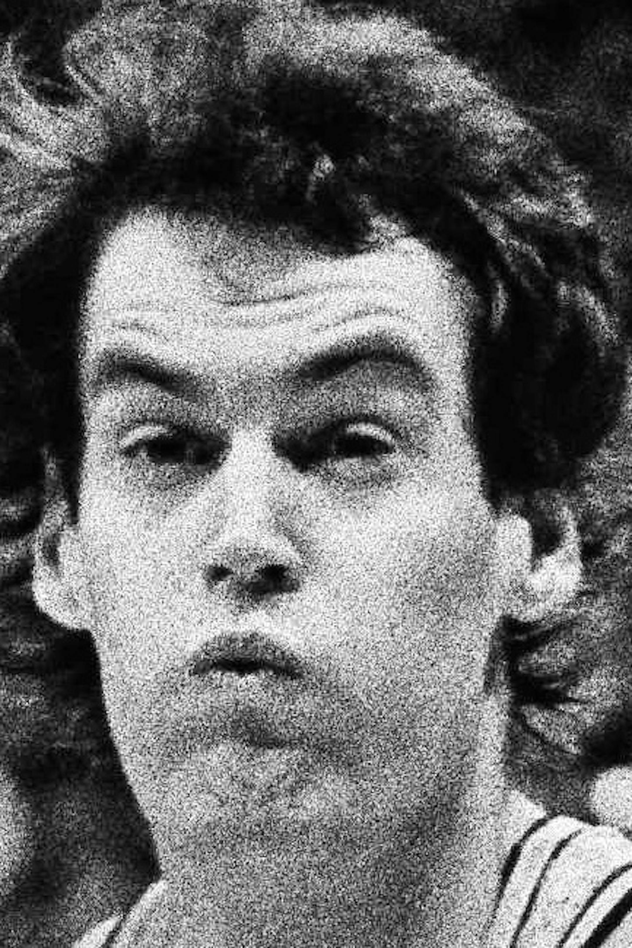 Minnesota center Randy Breuer (45) starts as move to the basket against Tennessee-Chattanooga center Stanley Lawrence (40) during second round of Mideast Regional of NCAA basketball tourney in Indianapolis on Sunday, March 14, 1982. (AP Photo/AB) ORG XMIT: MIN2012121917192092 ORG XMIT: MIN1307011903030871 ORG XMIT: MIN1310171416547535