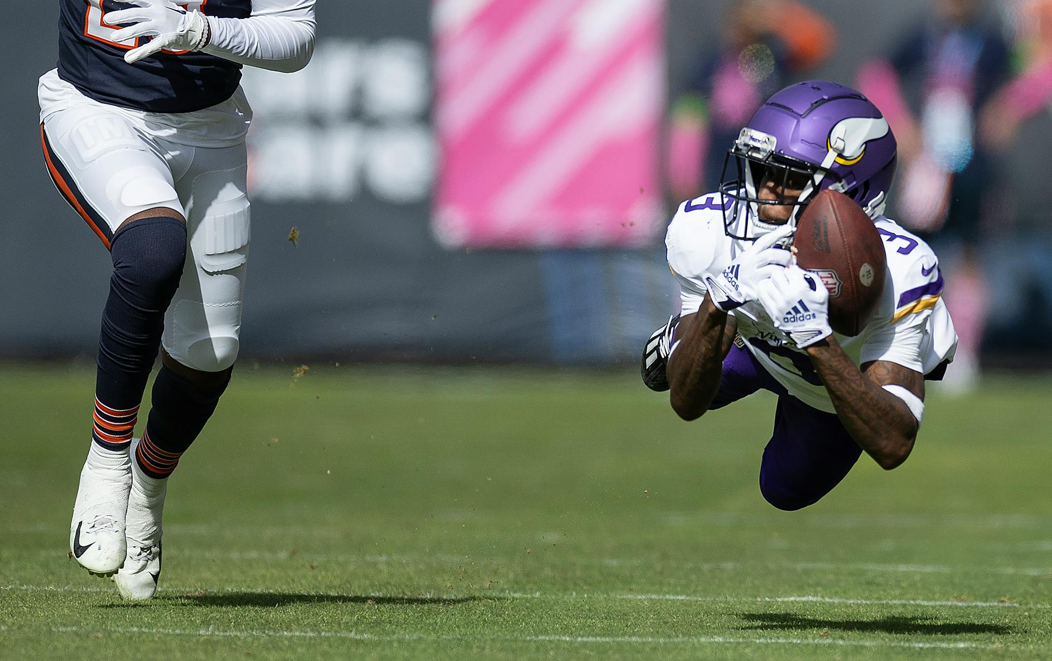 Minnesota Vikings receiver Jordan Addison (3) can't hang on to a pass in the second quarter.