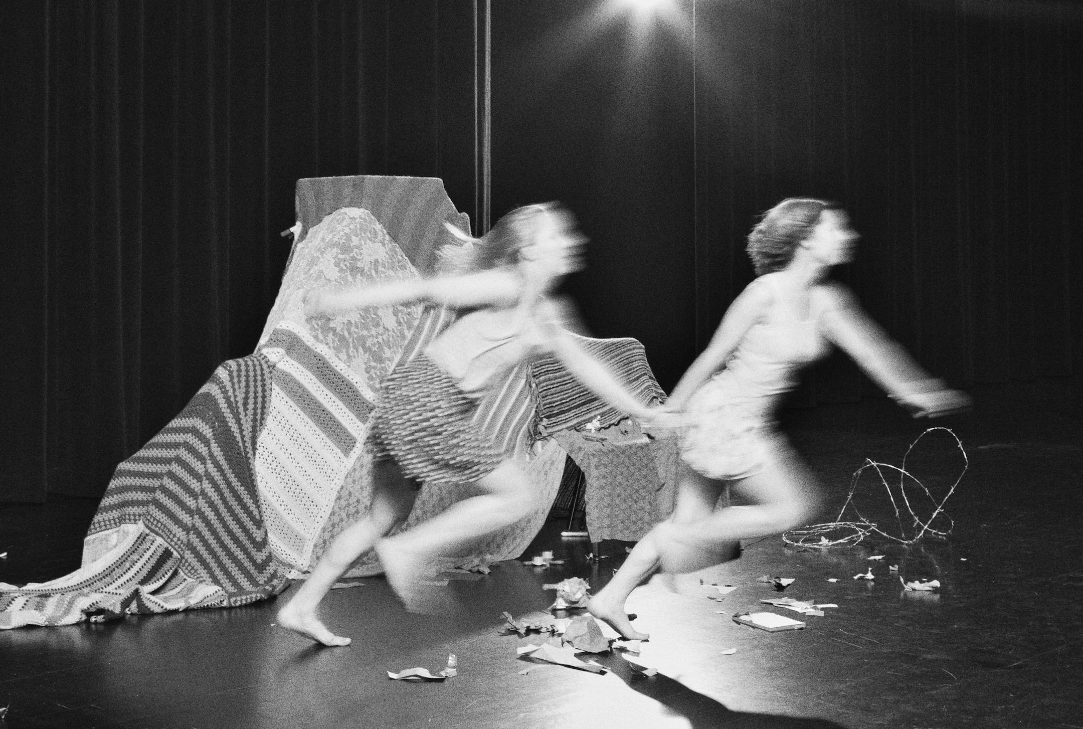 pa2013mom-pub_O'Neill Performing Arts, Momentum: New Dance Works 2013, publicity and marketing image of Leslie O'Neill.