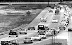 August 9, 1982 Southbound Cedar Av. Traffic merge into one lane at cliff Road. Darlene Pfister, Minneapolis Star Tribune