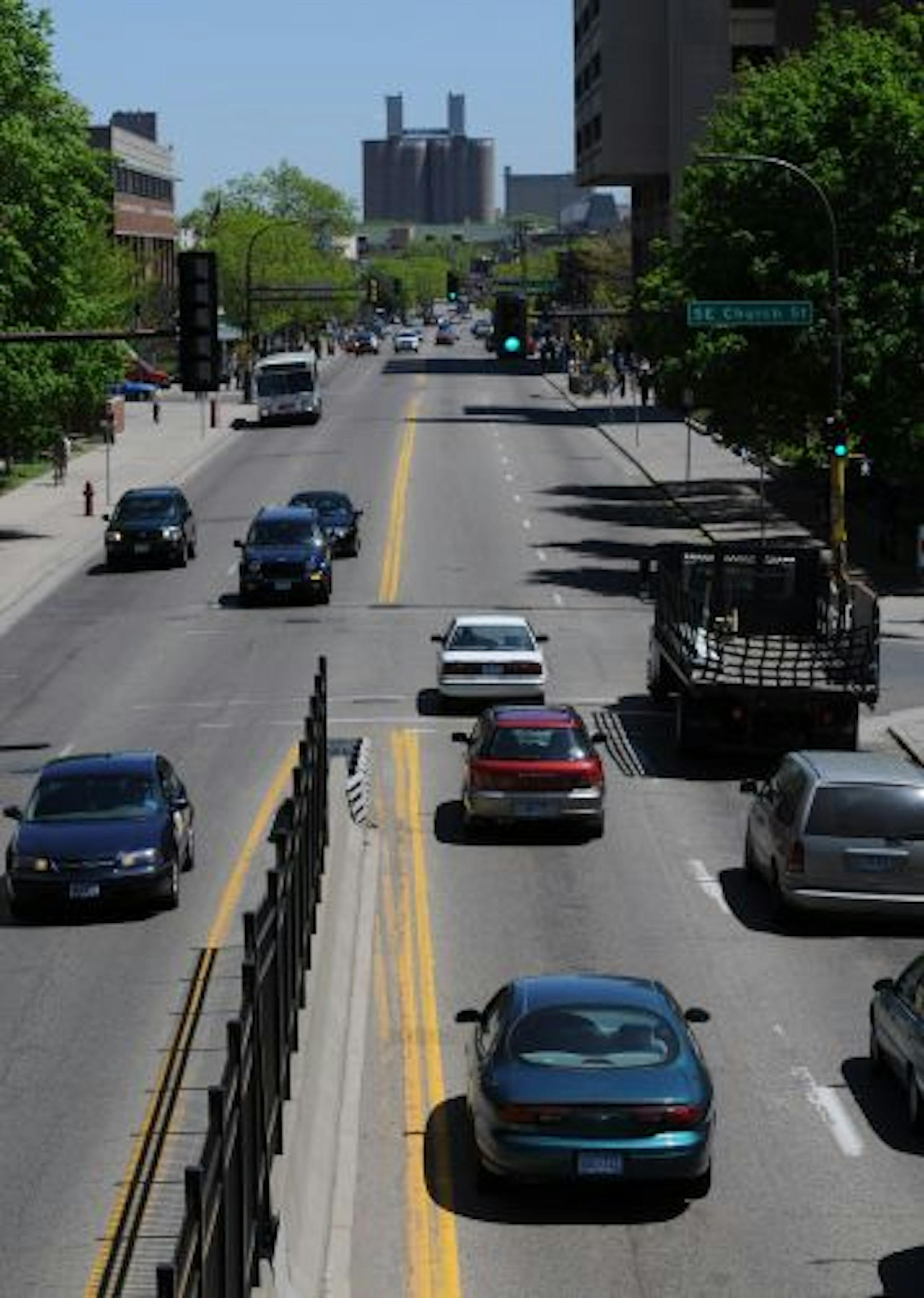Washington Avenue through the University of Minnesota campus: School dropped on the ball on the Central Corridor planning.