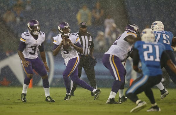 Vikings quarterback Teddy Bridgewater (5) dropped back to pass on the Vikings' first drive Thursday night at LP Field in Nashville.