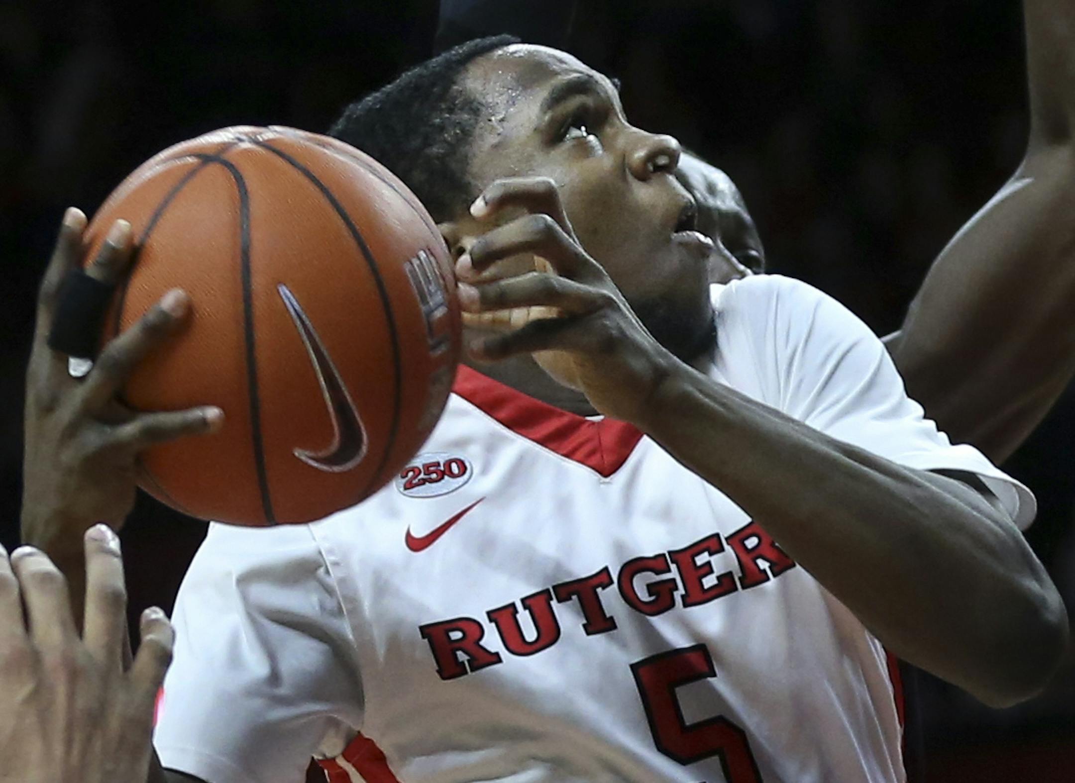 Rutgers guard Mike Williams (5) looks to make a basket during the second half of an NCAA college basketball game against Minnesota Saturday, March 5, 2016, in Piscataway, N.J. Rutgers won 75-52. Williams had 29 points for Rutgers. (AP Photo/Mel Evans)