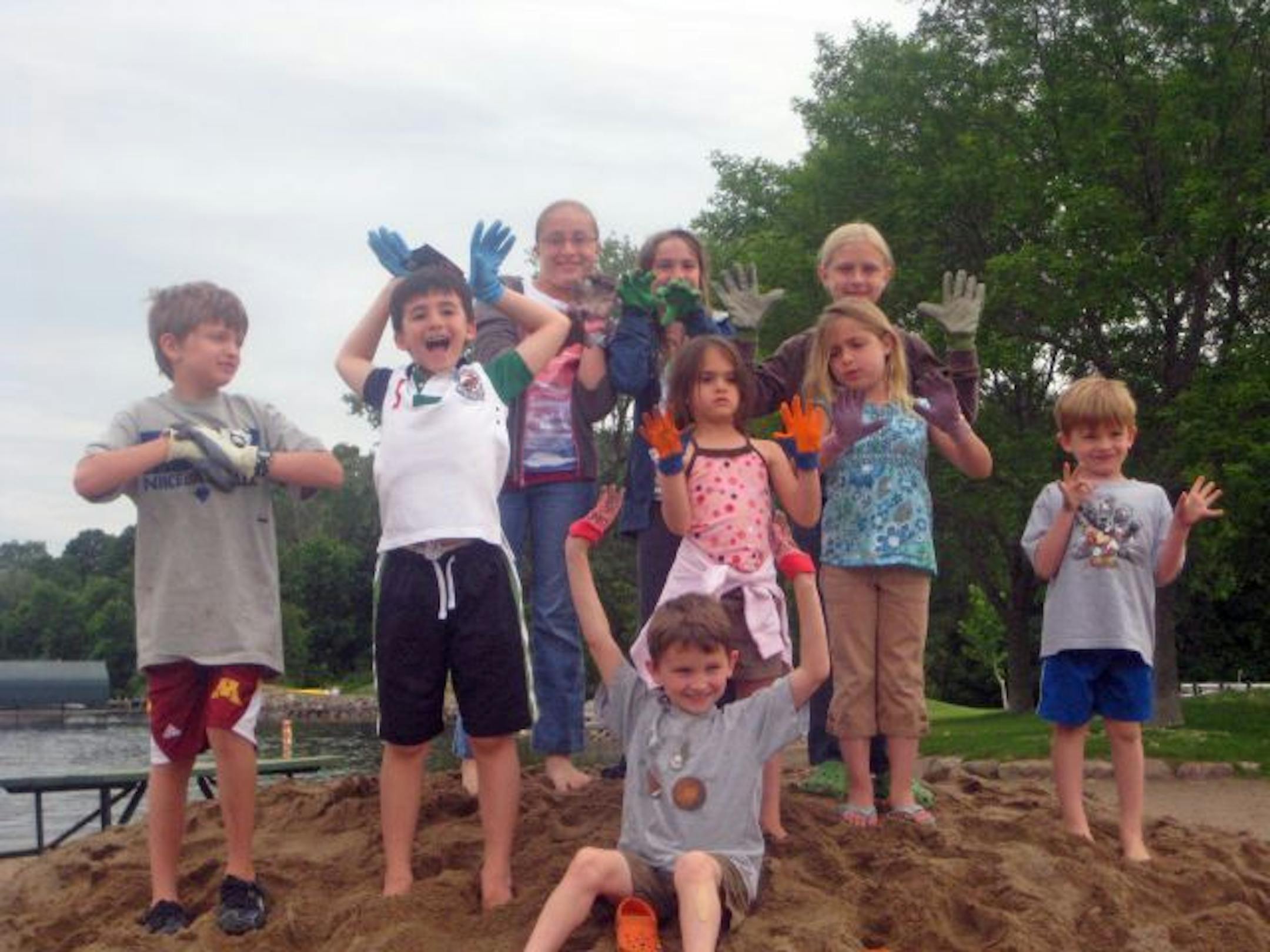 Last summer, Wayzata's Adopt a Garden Program drew volunteers of all ages who took charge of tending 16 of the city's 41 gardens. Kids reportedly had tons of fun pitching in.