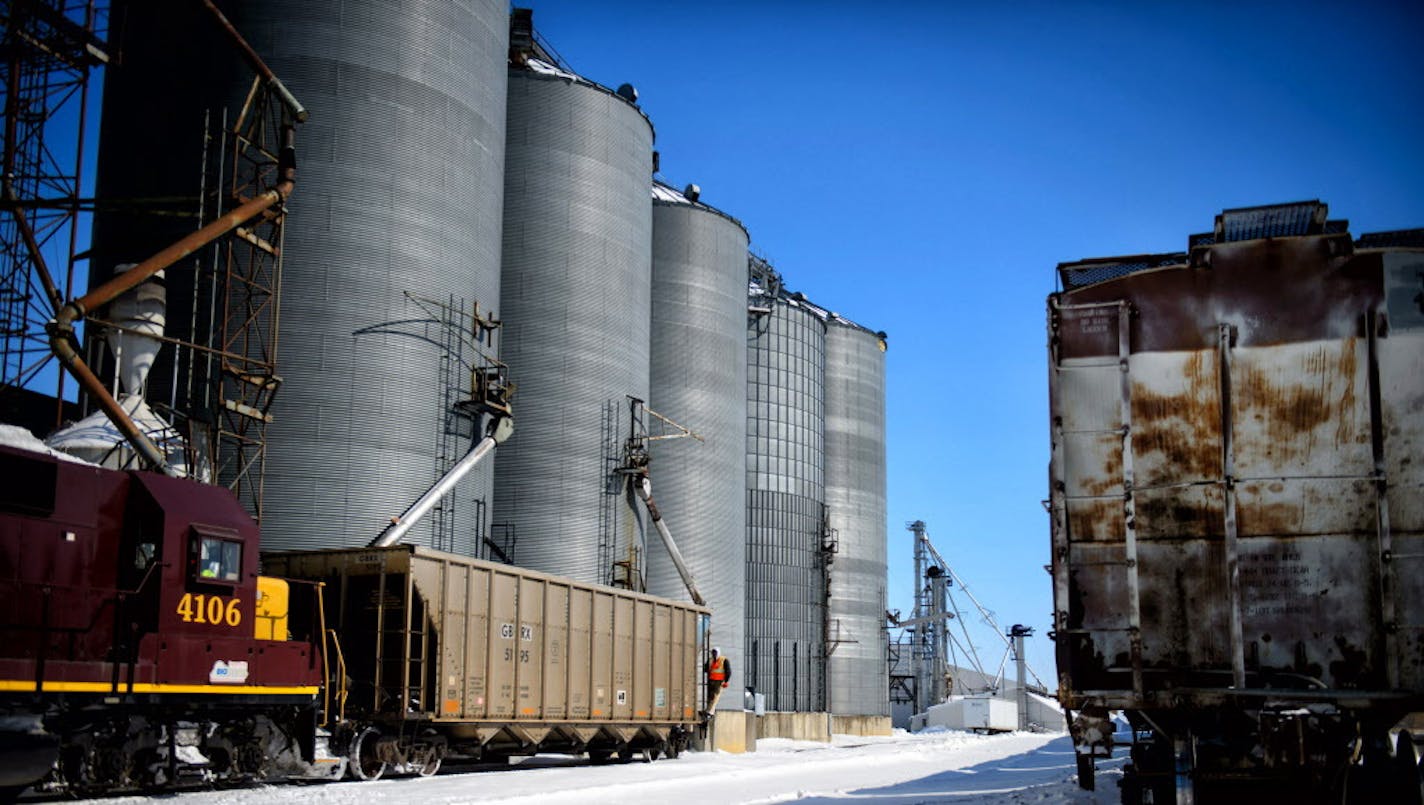 The TC&W train traveled toward Stewart, MN where the crew would deposit two cars loaded with fertilizer at the grain elevator there. ] GLEN STUBBE * gstubbe@startribune.com Wednesday, March 5, 2014. It's the small railroad that has caused big headaches for planners of the Southwest Corridor light rail. The Twin Cities & Western hauls corn, soybeans and ethanol from rural Minnesota to St. Paul, and is leery about moving its line to make room for the future light rail. We ride along on the little