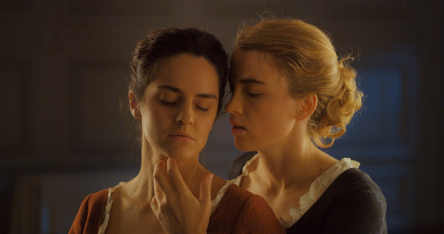 Adele Haenel and Noemie Merlant in the film, 'Portrait of a Lady on Fire.' (Lilies Films/TNS) ORG XMIT: 1572262 ORG XMIT: MIN2002140941060745