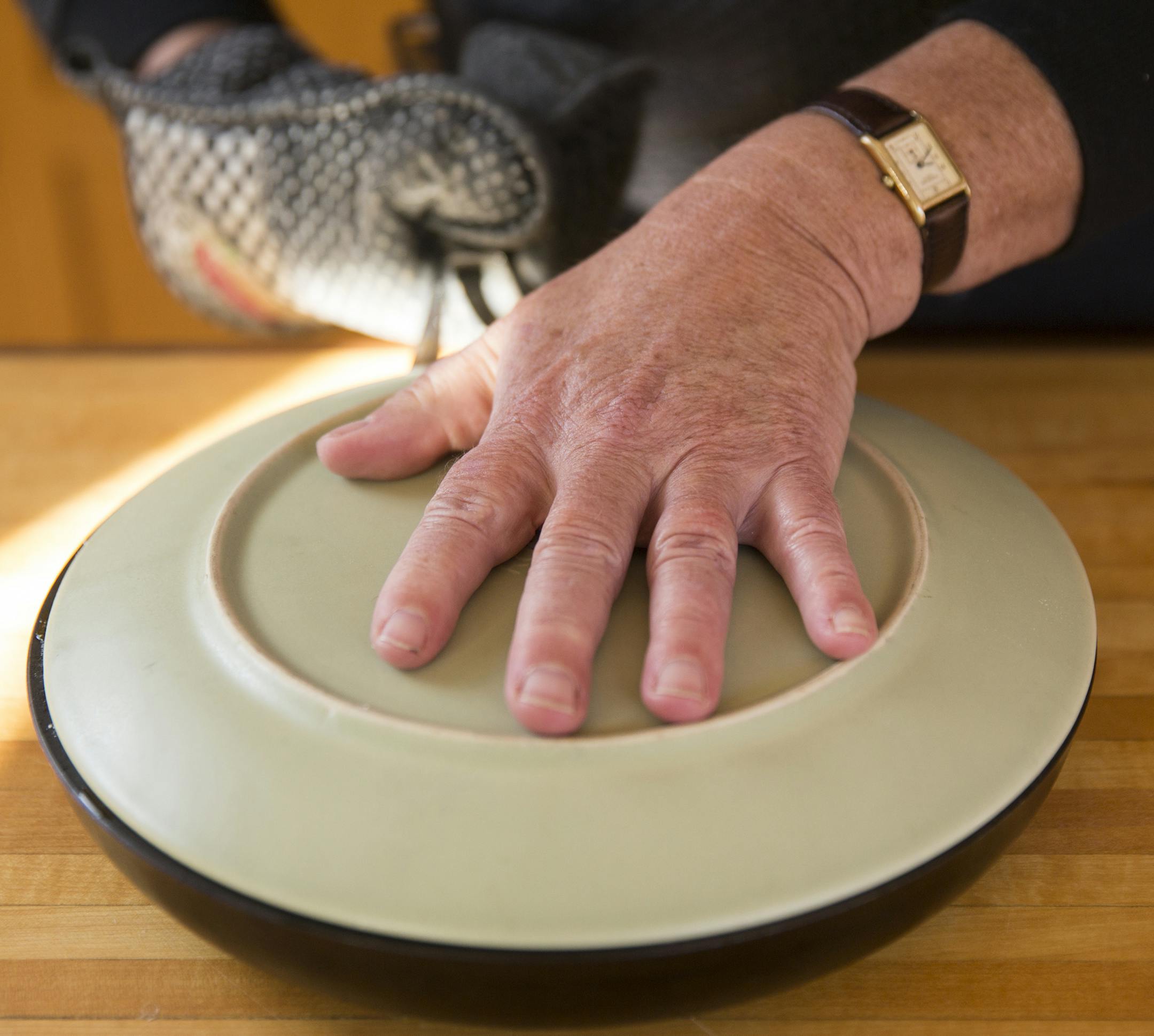 Flip the pan. Baking Central makes Apple Tarte Tatin. ] (Leila Navidi/Star Tribune) leila.navidi@startribune.com BACKGROUND INFORMATION: Baking Central makes Tarte Tatin for apple season, with an easy, flaky pastry on Thursday, October 13, 2016.