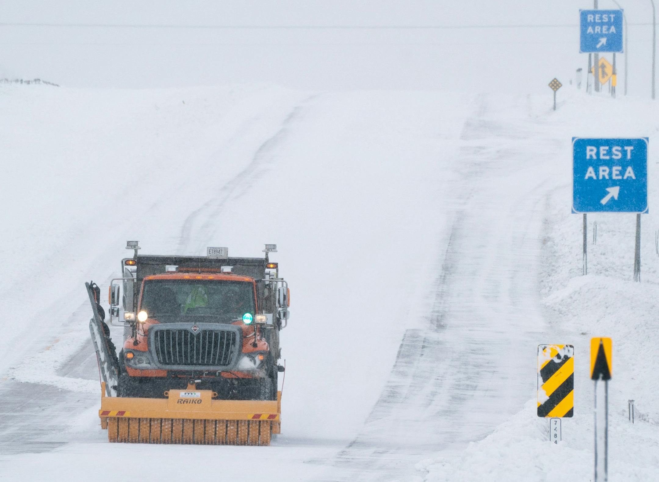 MNDOT called out the "ice breaker" to try to break up the ice covered lanes of I-35 south of Owatonna. Automobiles and tractor trailers were no match for the five to 8 foot drifts on I-35 south of Owatonna. ] GLEN STUBBE • glen.stubbe@startribune.com Monday, February 25, 2019 Follow on the blizzard that stranded hundreds of motorists in southern Minnesota.