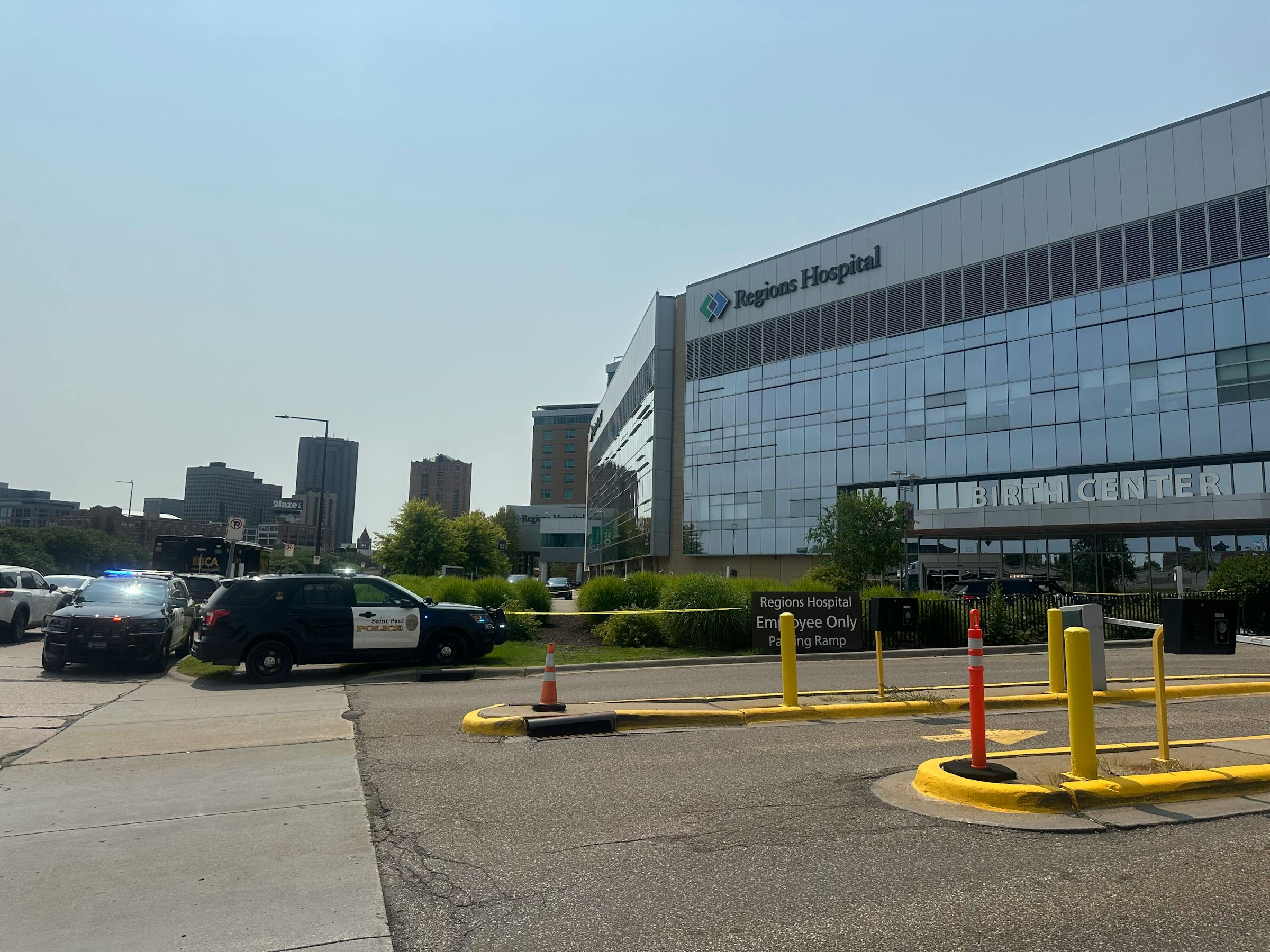 Charges: man pointed replica handgun at St. Paul police outside hospital before officer shot him