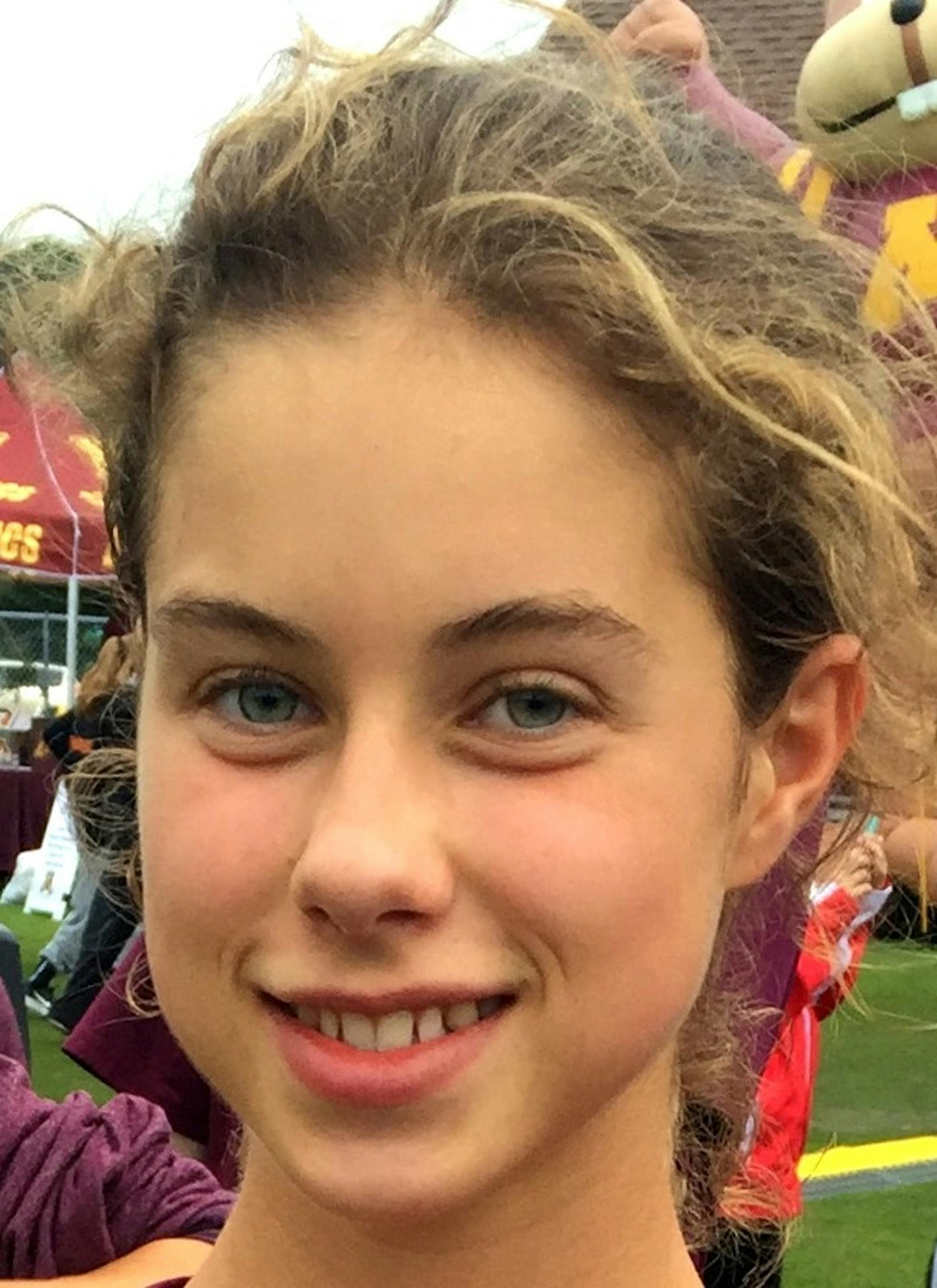 Star Costa, South St. Paul cross-country, jr., 2016-17