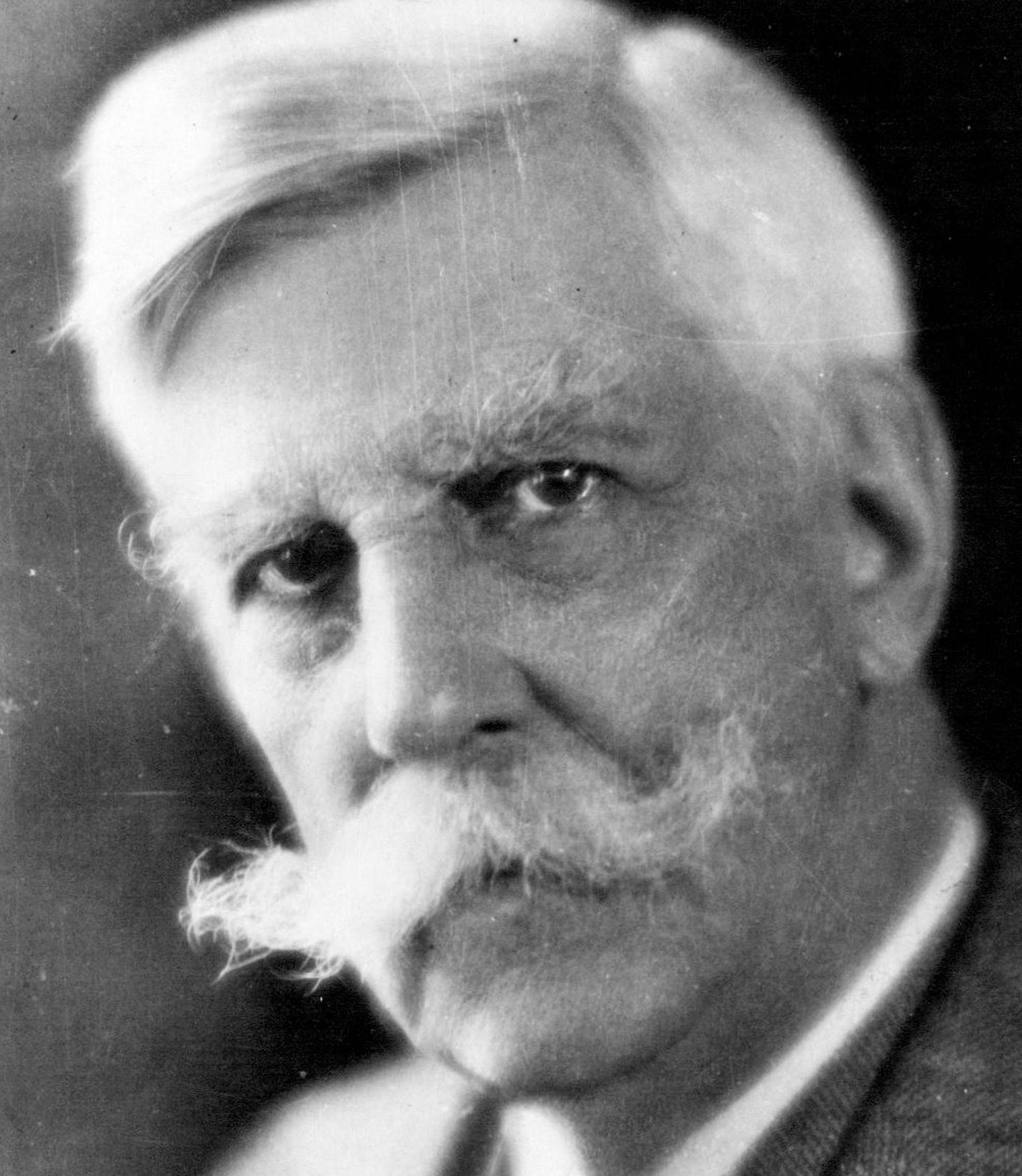 September 1989 Oliver Wendell Holmes - Former Justice October 15, 1989 ACME Newspictures, Inc.; Minneapolis Star Journal of Rotogravure