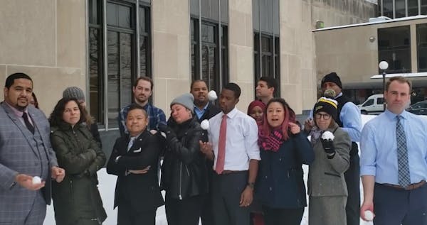 St. Paul's Carter, council challenge Minneapolis leaders to a snowball fight