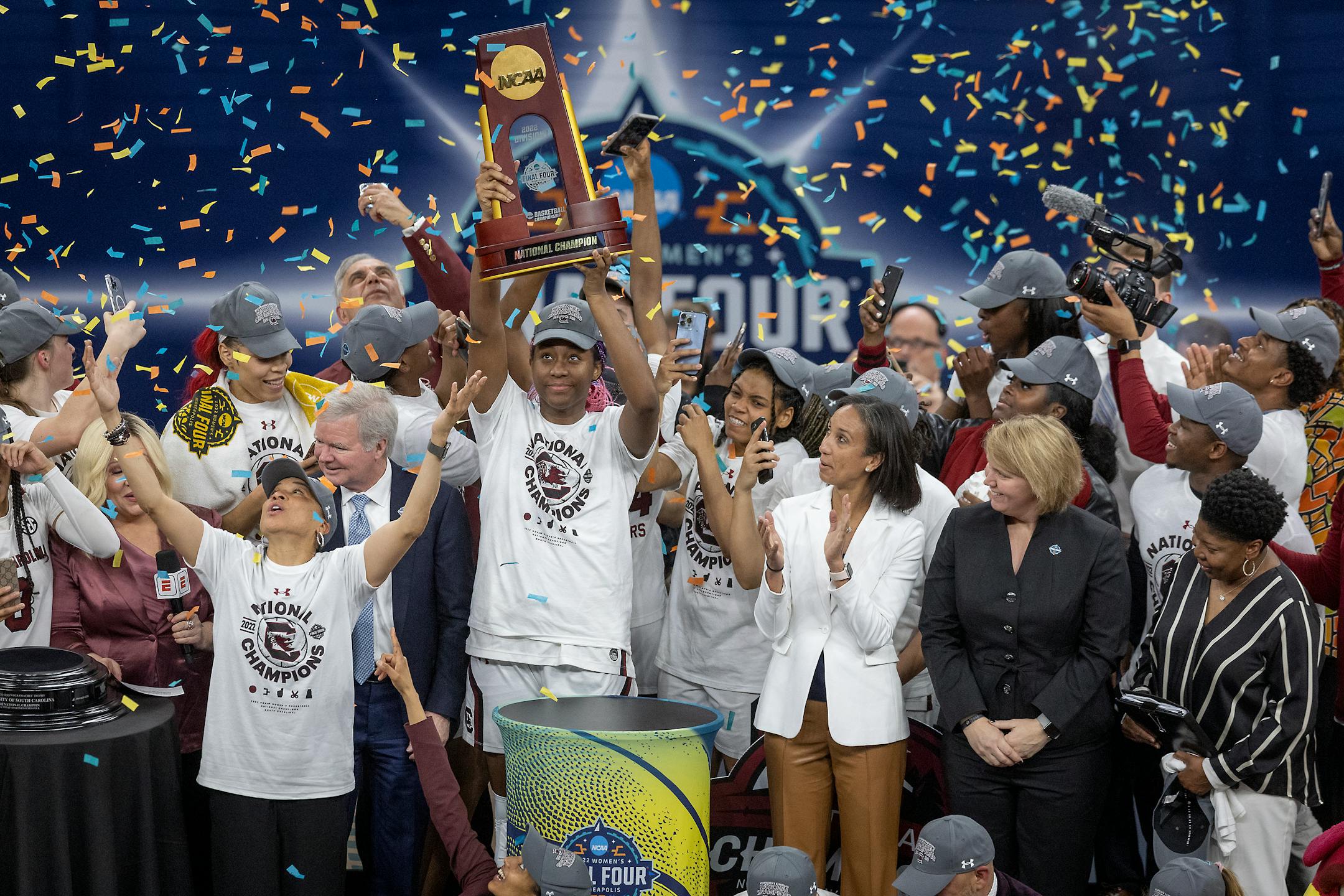 The South Carolina team celebrated their 64-49 win over UConn.