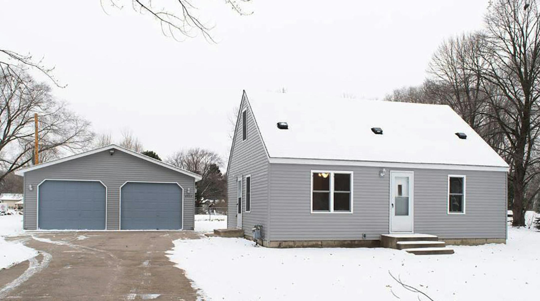 Lino Lakes
Built in 1947, this two-bath, one-bath house has 1,030 square feet and features a large nonconforming bedroom on the second level, heated ceramic bathroom tile, partial basement and fenced yard and two-car insulated detached garage. Listed by Melissa Wiener, Keller Williams Premier Realty, 612-363-8148.