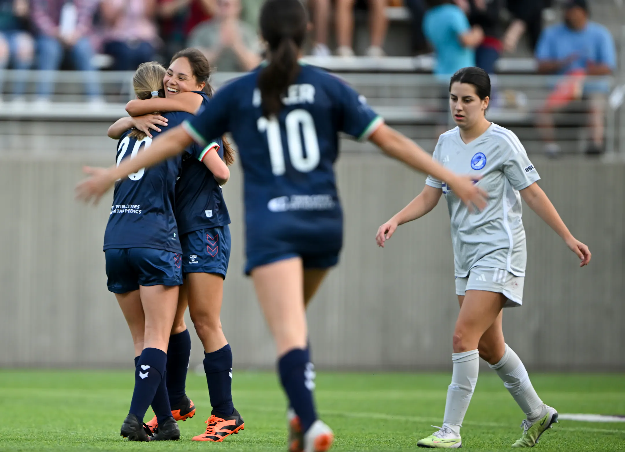Minnesota Aurora open season in fine form with 5-0 victory over ...