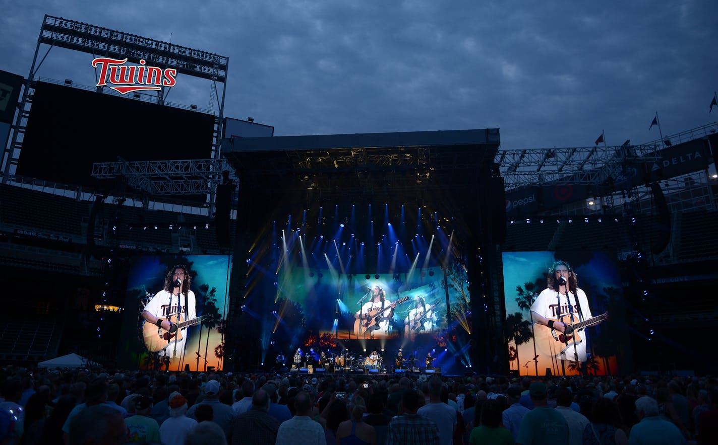 Don Henley and the Eagles performed Saturday night. ] AARON LAVINSKY &#xef; aaron.lavinsky@startribune.com The Eagles and Jimmy Buffet performed Saturday, June 30, 2018 at Target Field in Minneapolis, Minn.