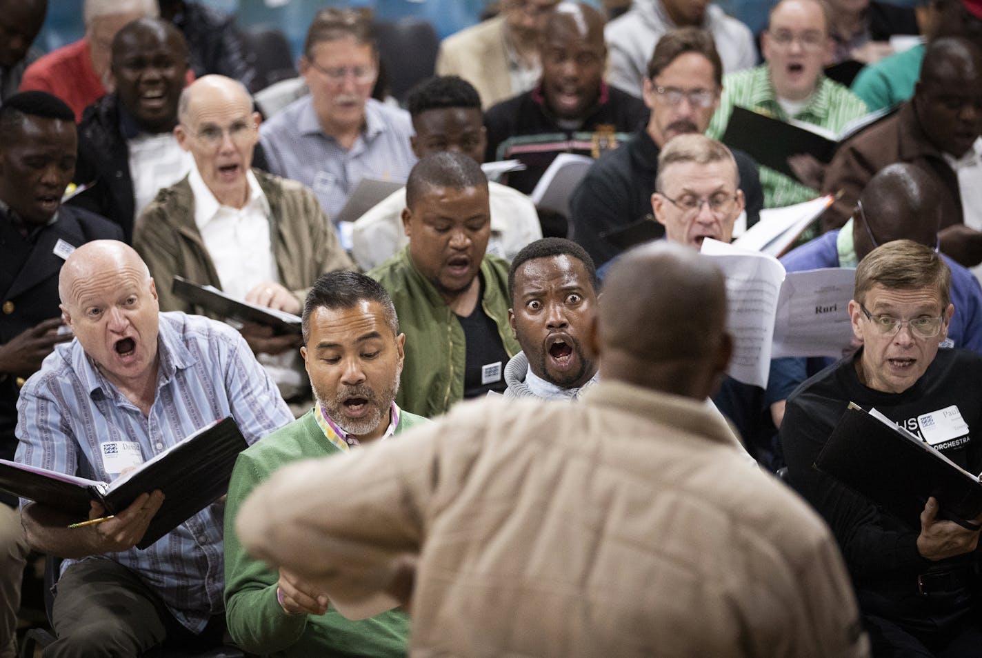 The Minnesota Chorale and South Africa-based choir Gauteng Choristers rehearse for the first time together. ] LEILA NAVIDI &#xef; leila.navidi@startribune.com BACKGROUND INFORMATION: The Minnesota Chorale and South Africa-based choir Gauteng Choristers come together for rehearsal for the first time at the University of the Witwatersrand in Johannesburg on Tuesday, August 13, 2018.