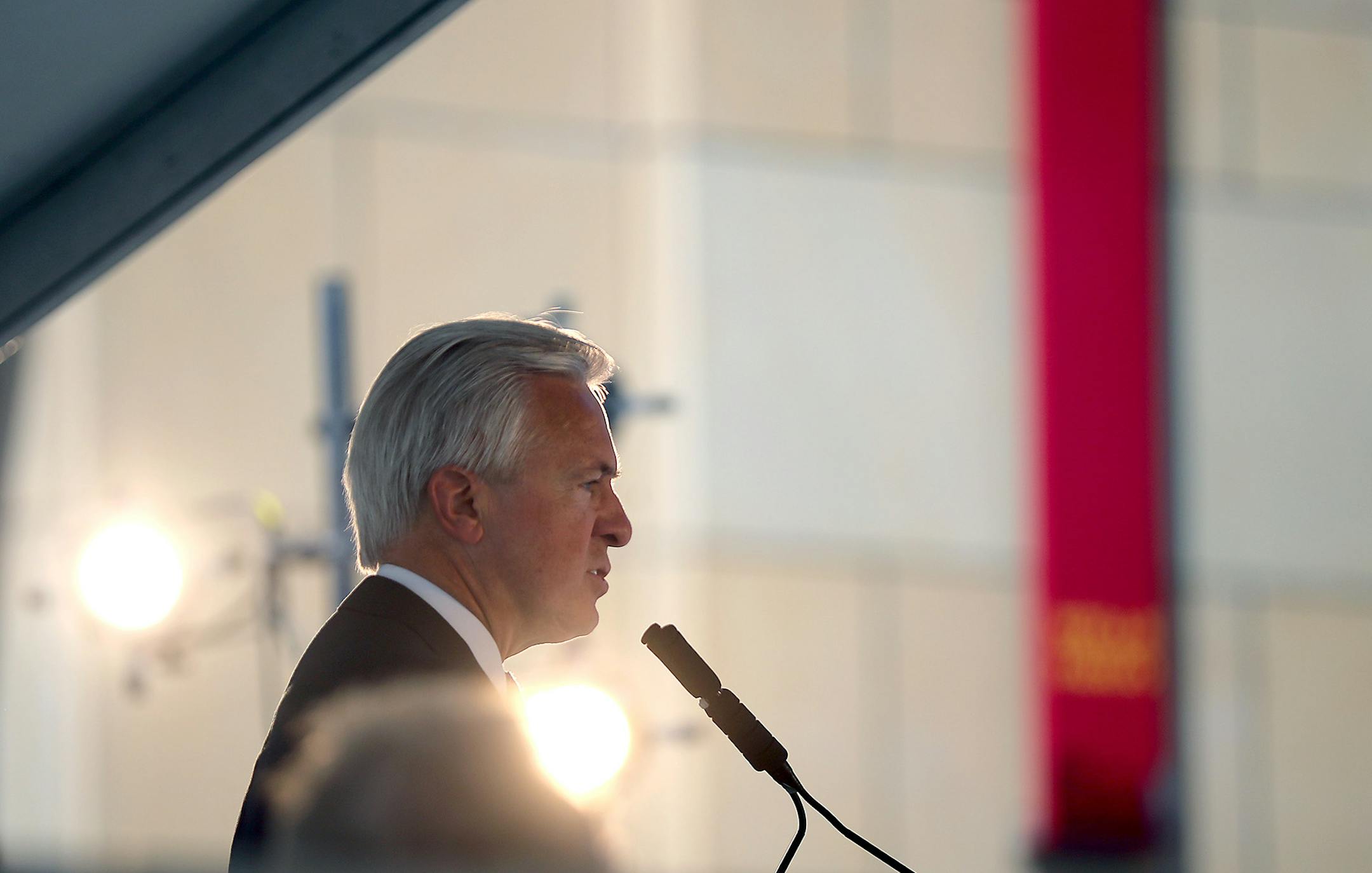 Wells Fargo Chairman and CEO John Stumpf greeted and welcomed employees and visitors during the grand opening of Minneapolis East Town Towers July 20, 2016 in downtown Minneapolis, MN.