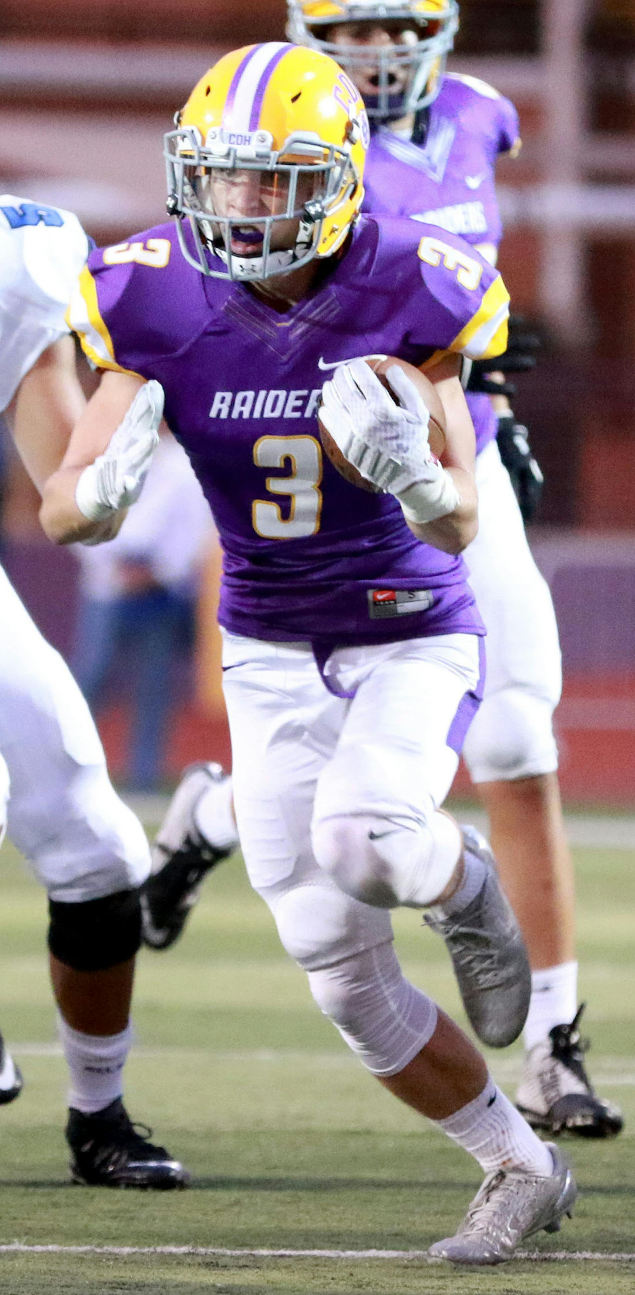 Cretin-Derham Hall running back Dylan Pohl (3) eludes Woodbury defenders David Alston (5) and Lance Siggens (55) on his way to a 20 yard first quarter touchdown run Friday, Sept. 9, 2016, at St. Thomas University in St. Paul, MN.](DAVID JOLES/STARTRIBUNE)djoles@startribune.com Woodbury vs. Cretin-Derham Hall Friday, Sept. 9, 2016, at St. Thomas University in St. Paul, MN.