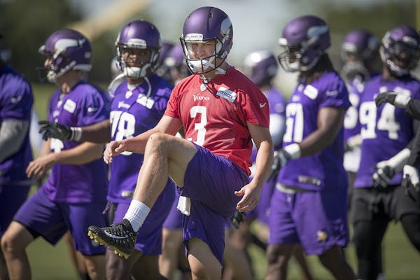 Vikings quarterback Trevor Siemian stretched before a mandatory Vikings three-day minicamp at the TCO Performance Center, June 13, 2018 in Eagan, MN.