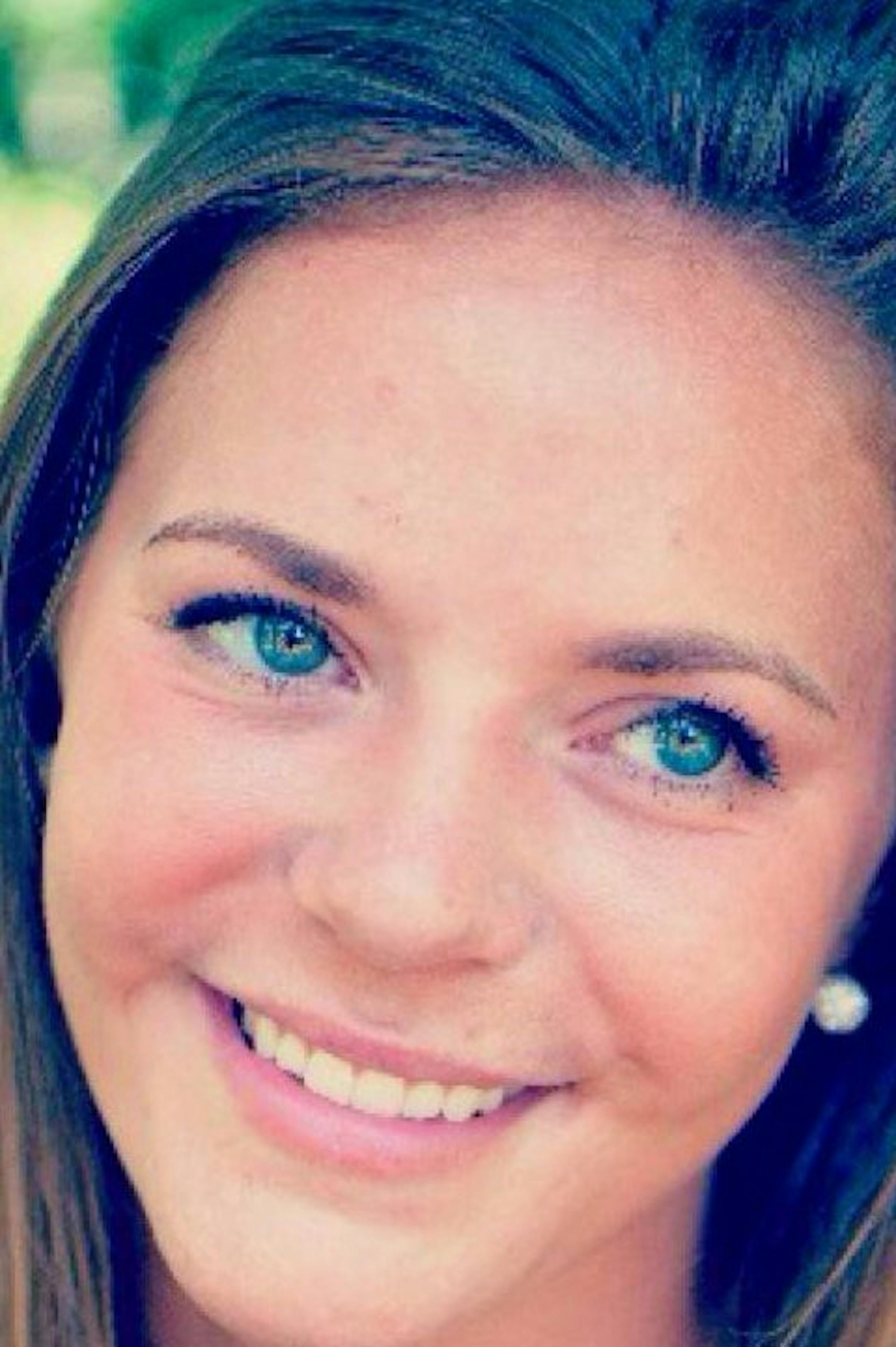 Kiersten Falck, Blaine hockey, sr., 2013-14