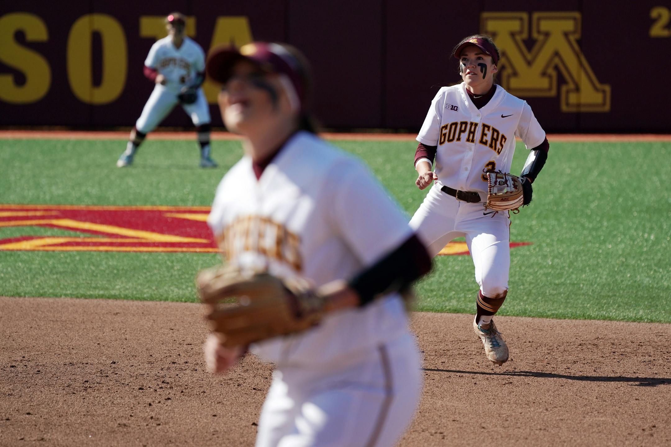 Gophers' second baseman MaKenna Partain tracked a pop fly during a game on May 1.