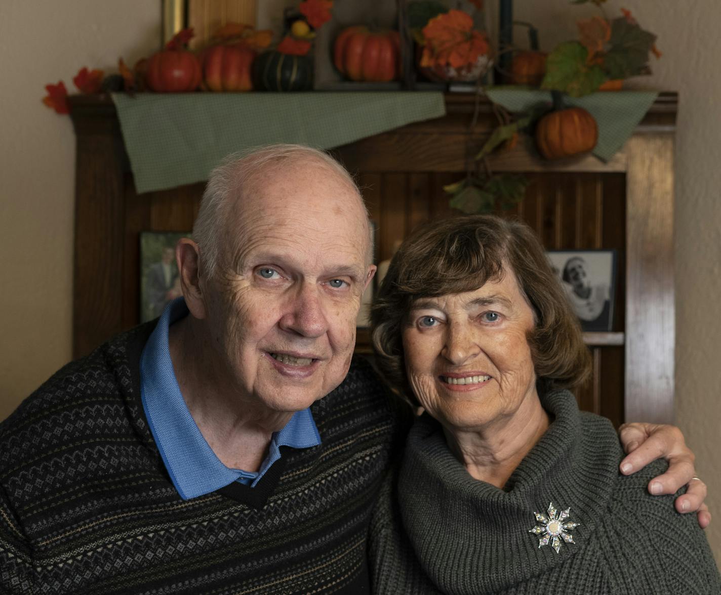 Each year Dave and Donna Hanson savor a piece of the wedding cake they first shared in 1961.