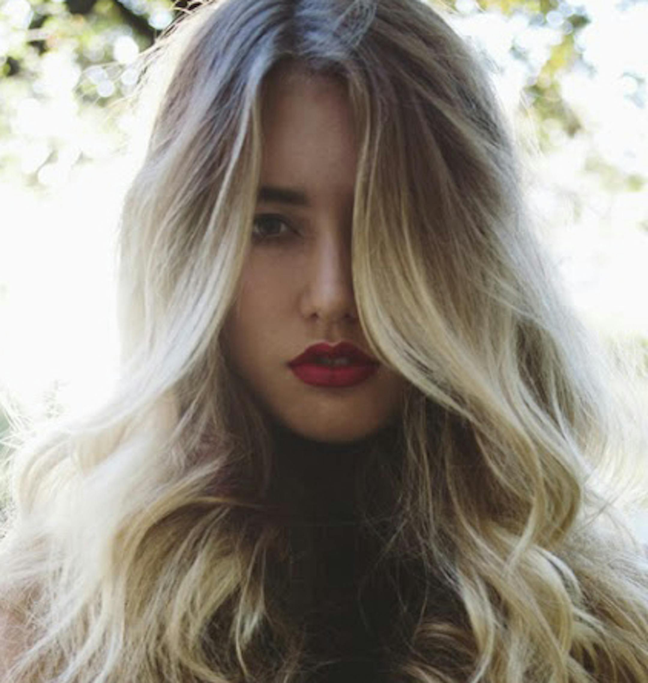 Instagram beauty @eyesandirons