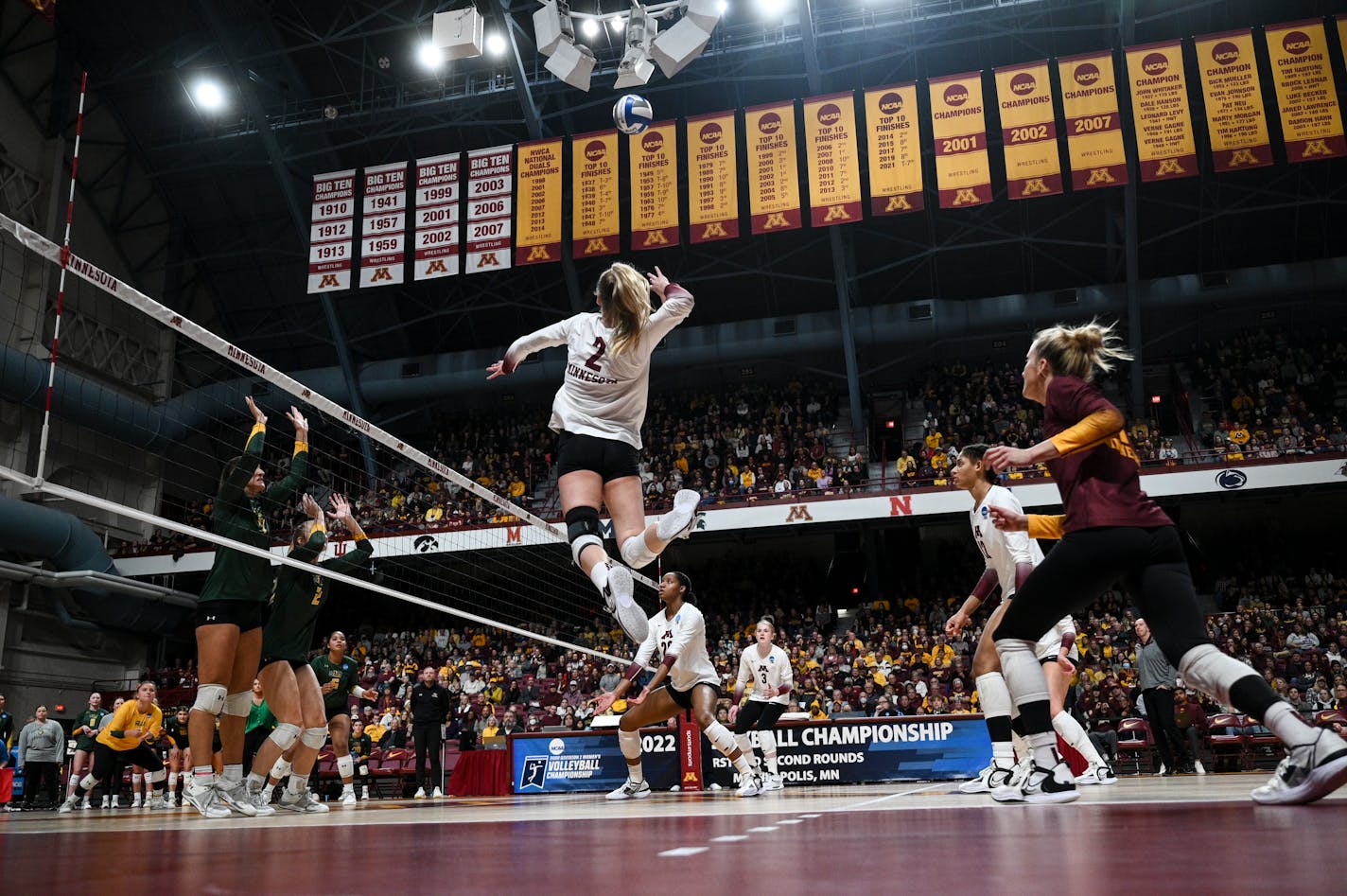 Minnesota Gophers outside hitter/opposite hitter Jenna Wenaas (2) leaps to hit the ball during the third set against Southeastern Louisiana in the first round of the NCAA Volleyball Tournament Friday, Dec. 2, 2022 at the University of Minnesota Athletic Pavilion in Minneapolis, Minn... ] AARON LAVINSKY • aaron.lavinsky@startribune.com