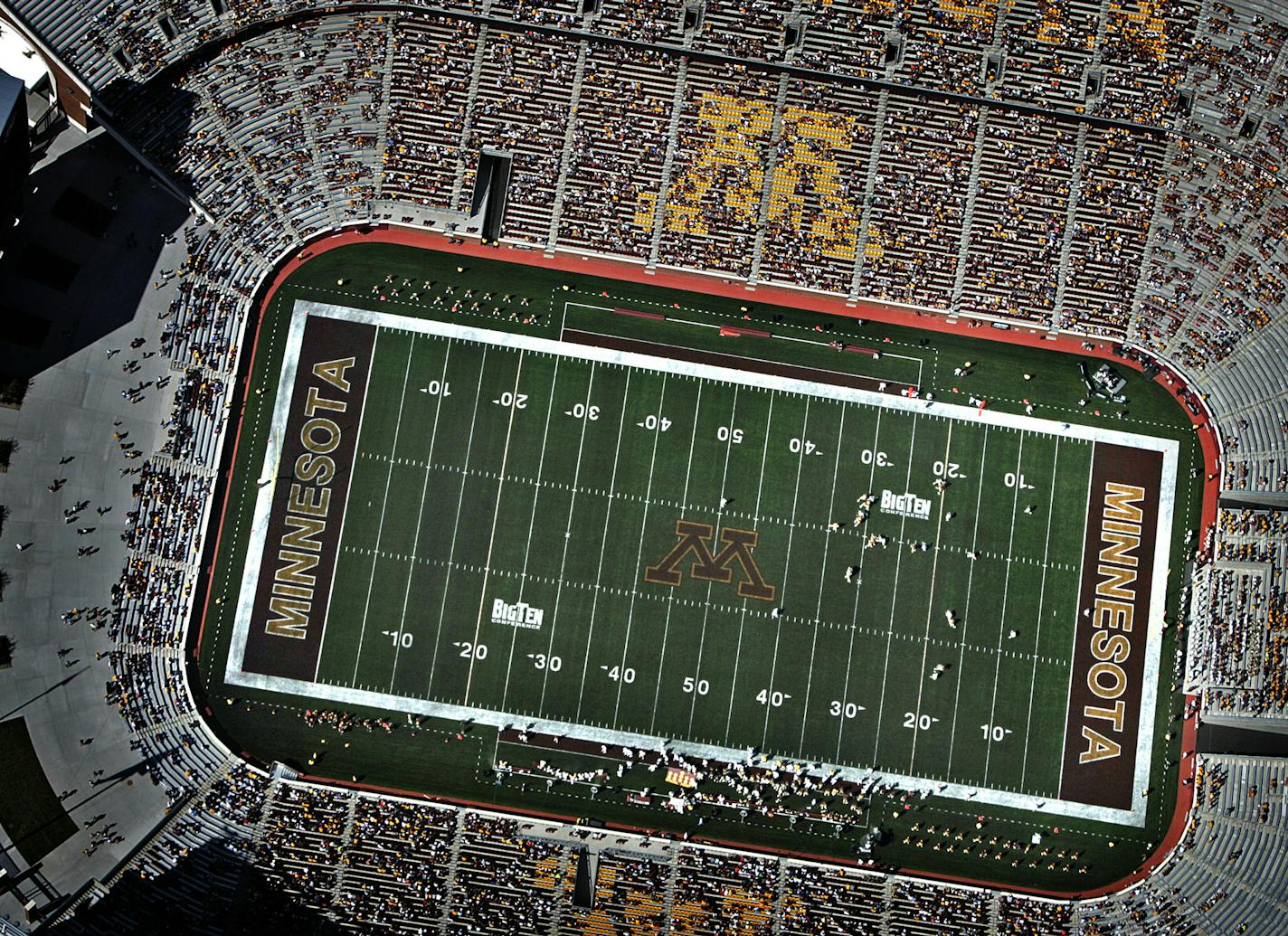 Members of the University of Minnesota Golden Gophers football team held a team scrimmage at the newly constructed TCF Bank Stadium.