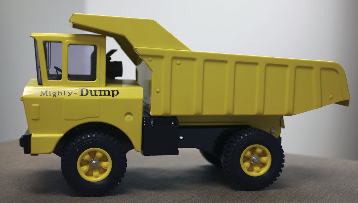 JENNIFER SIMONSON ¥ jsimonson@startribune.com Waconia, MN-Dec. 1, 2006 Tonka 1966 Mighty Dump Truck GENERAL INFORMATION: History of the Tonka Toy Company - founded in Mound in the 1940s. Lloyd Laumann - longtime employee - co-authored a book about the company (which left Mound in 1983).