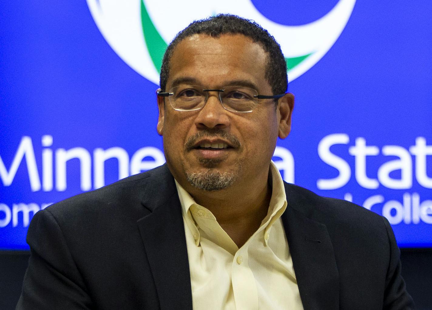 Attorney General Keith Ellison speaks to Fergus Falls community members at an inclusivity council meeting to discuss hate crimes, Islamophobia, and what is and can be done about them. ] NICOLE NERI &#x2022; nicole.neri@startribune.com BACKGROUND INFORMATION: Friday, June 21, 2019 in Fergus Falls, Minnesota