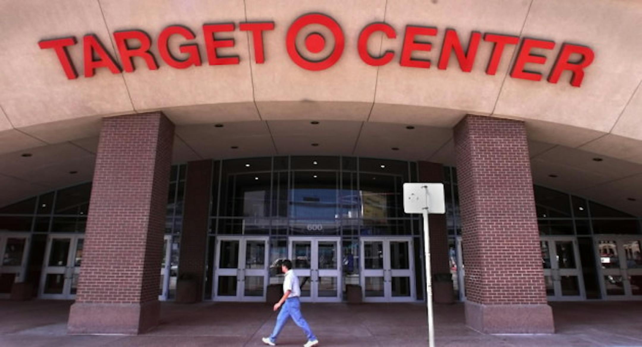 Concert fans will soon make it through Target Center's doors using AXS ticketing, not Ticketmaster. / Star Tribune file photo