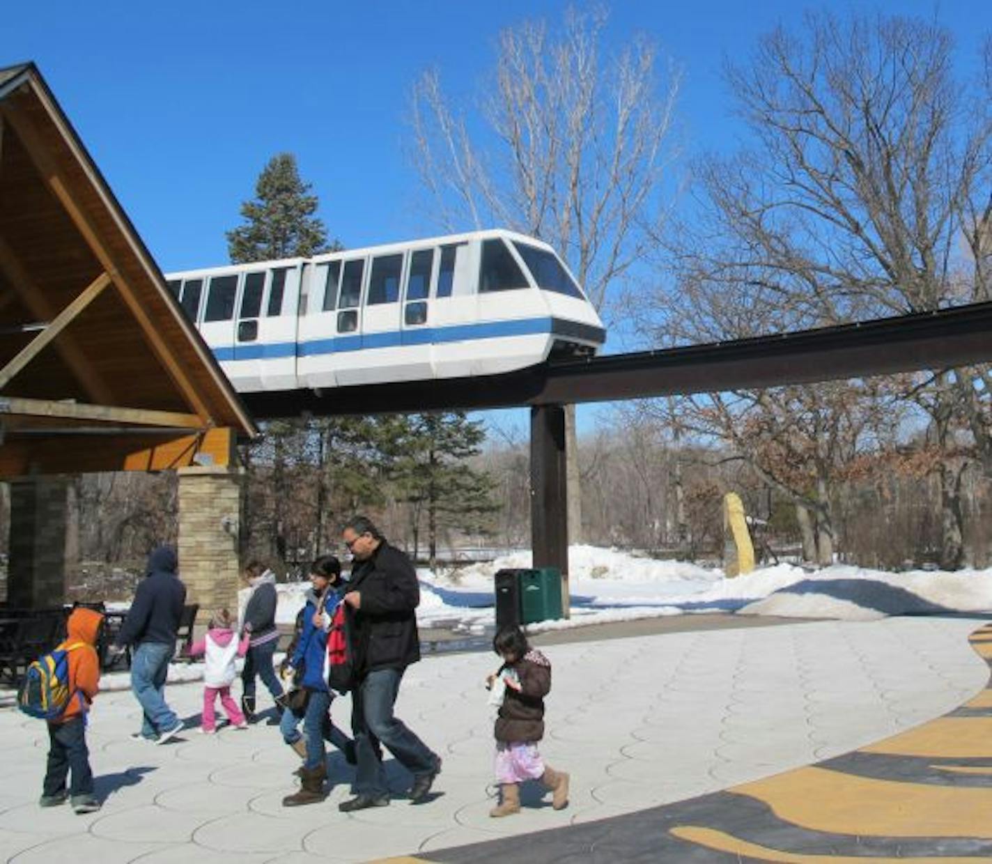 The monorail train at the Minnesota Zoo for stalled for 2 hours on friday. Apple Valley firefighters used ladders with handrails to remove 44 passengers.