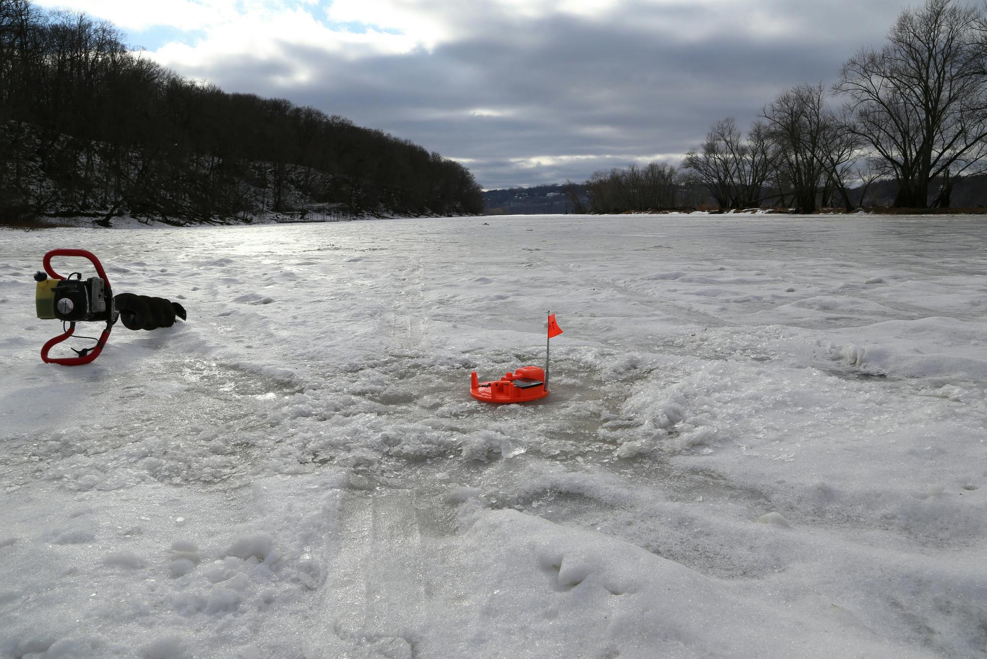 Beaver Dam Tip-Up - Best Tip Up for Serious Ice Fishing Anglers