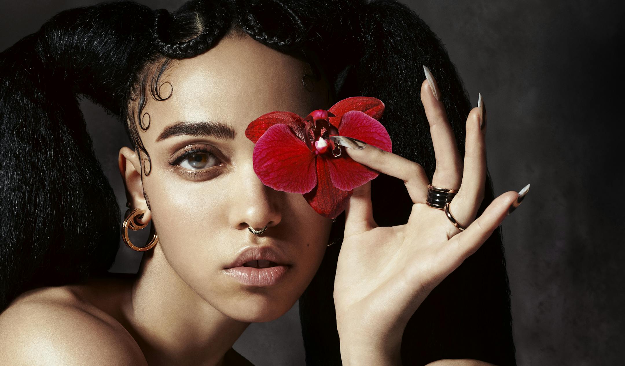 FKA Twigs, aka British electronic siren Tah­liah Barnett.