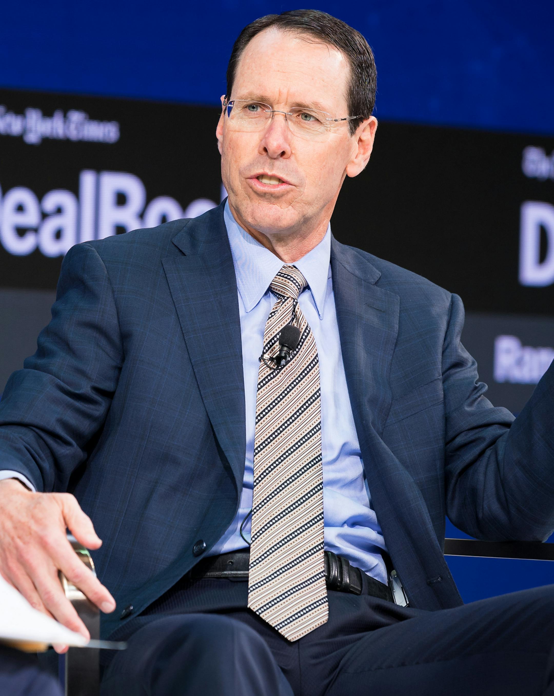 Randall Stephenson, the chief executive of AT&T, at the New York Times DealBook conference in Manhattan, Nov. 9, 2017. A day after word of AT&T’s negotiations with the Justice Department spilled into the open, Stephenson said here that selling CNN in order to push through his company’s $85.4 billion acquisition of Time Warner has never been on the table. (Mike Cohen/The New York Times)