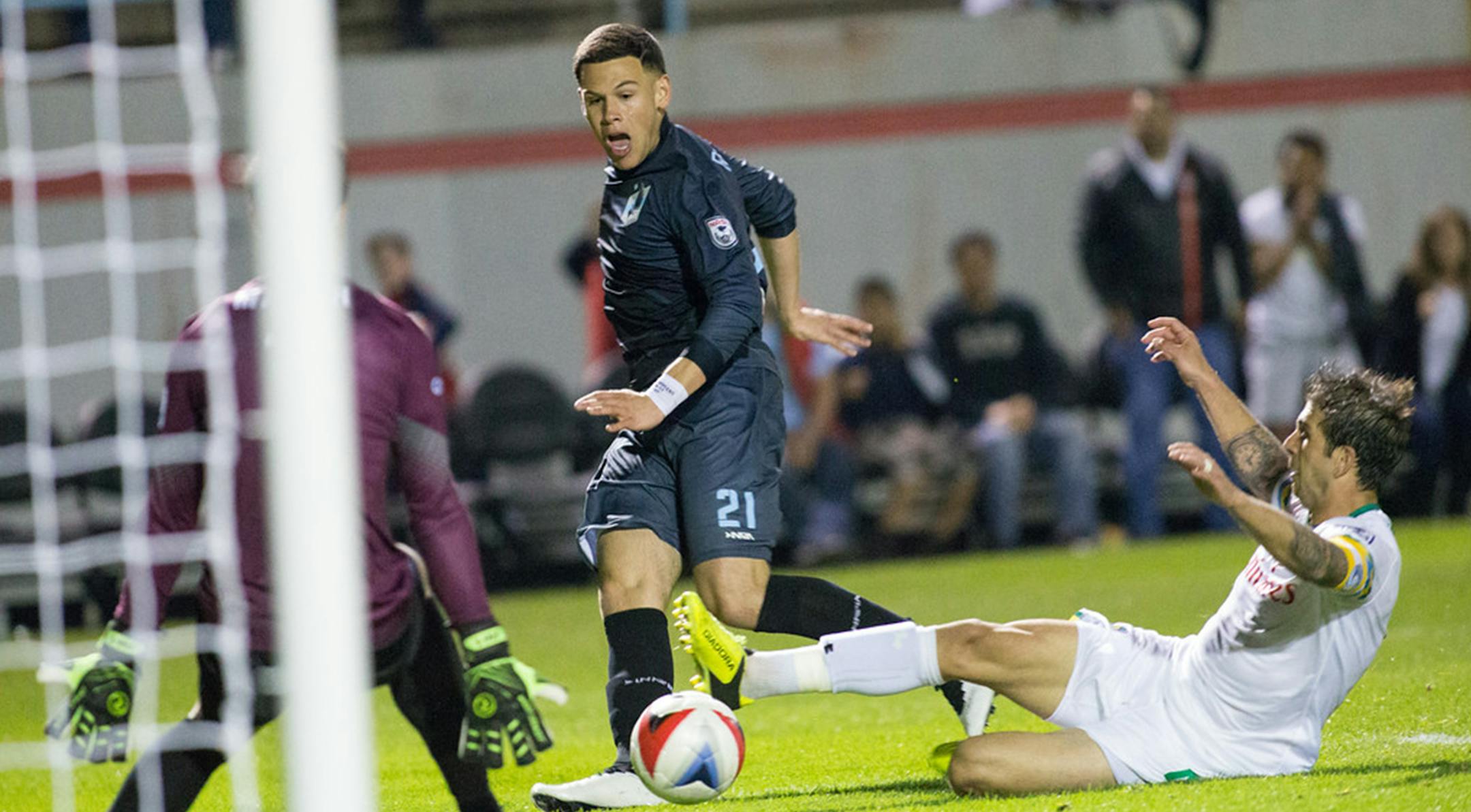 Nathan Klok * Minnesota United FC Chistian Ramirez puts a shot on goal during Minnesota United FC's 1-0 victory vs. New York Cosmos on Saturday, April 23, 2016.