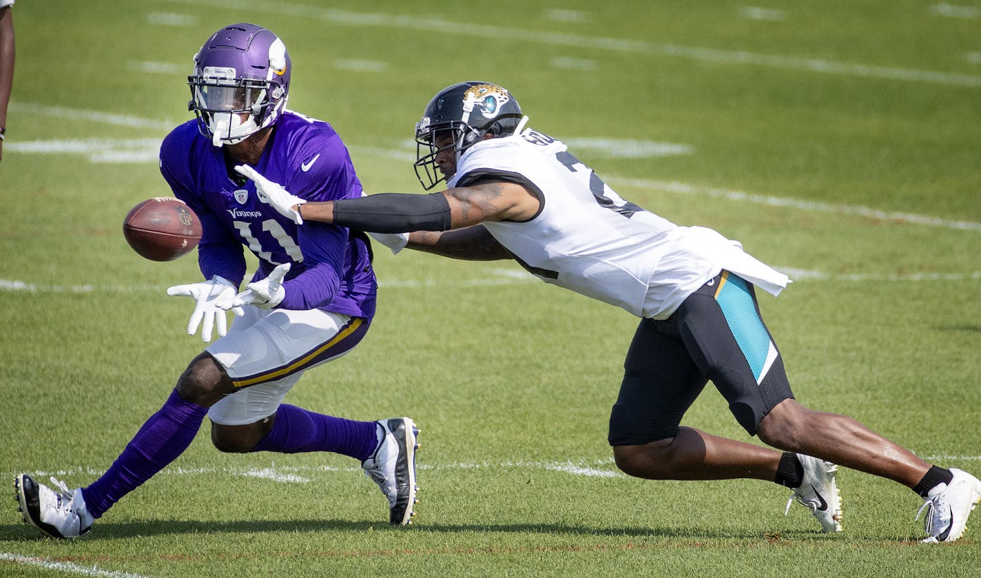 Minnesota Vikings receiver Laquon Treadwell (11) was covered by Jacksonville Jaguars A.J. Bouye (21). ] CARLOS GONZALEZ &#xef; cgonzalez@startribune.com &#xf1; August 15, 2018, Eagan, MN, Twin Cities Orthopedics Performance Center, Minnesota Vikings Training Camp, - Jacksonville Jaguars